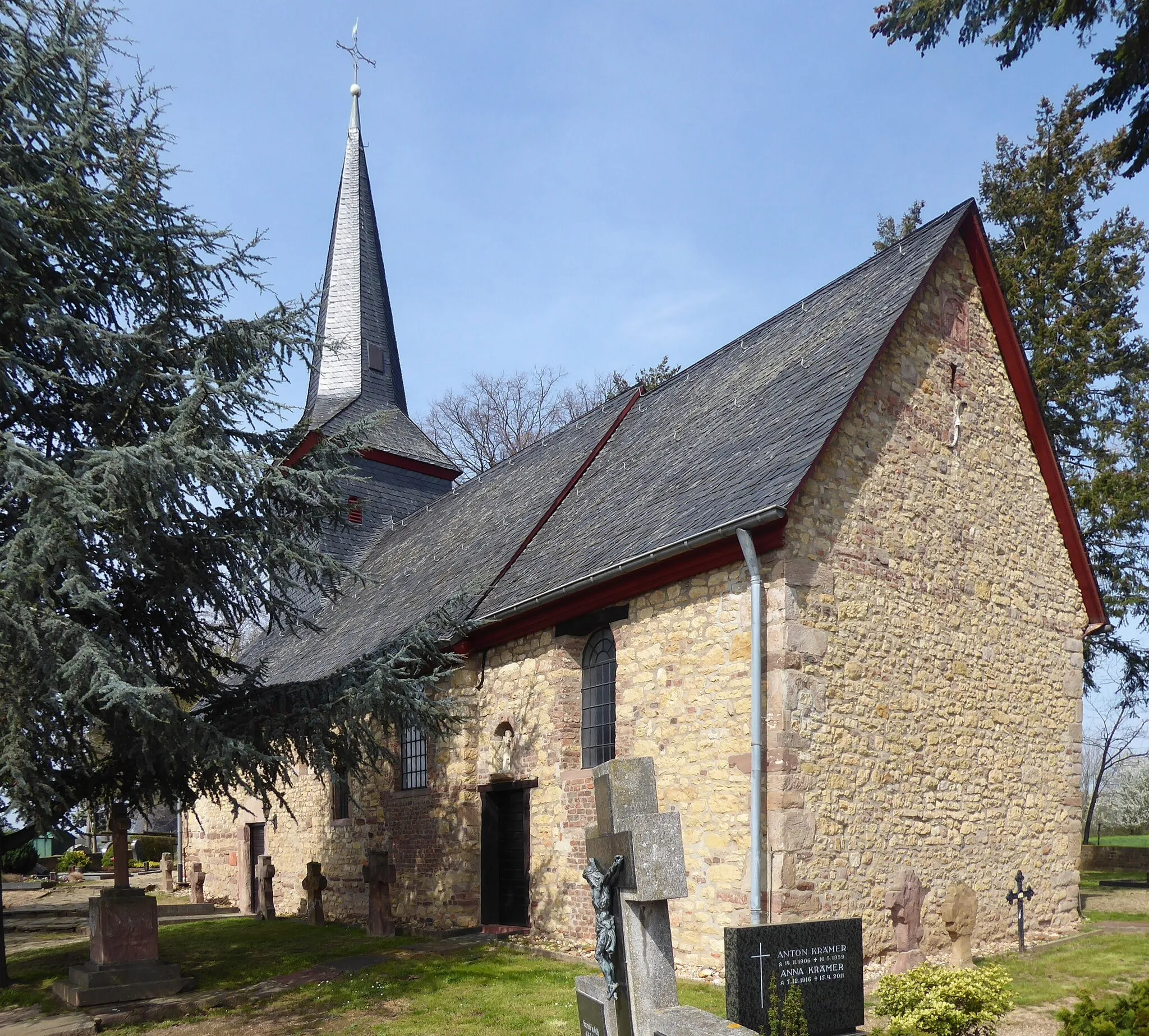 Photo showing: St. Ägidius (Nemmenich-Lüssem)