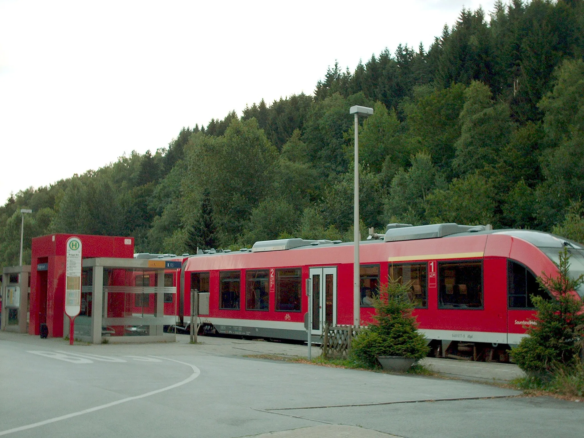 Photo showing: Brügge (Westfalen) station, Lüdenscheid, Germany
