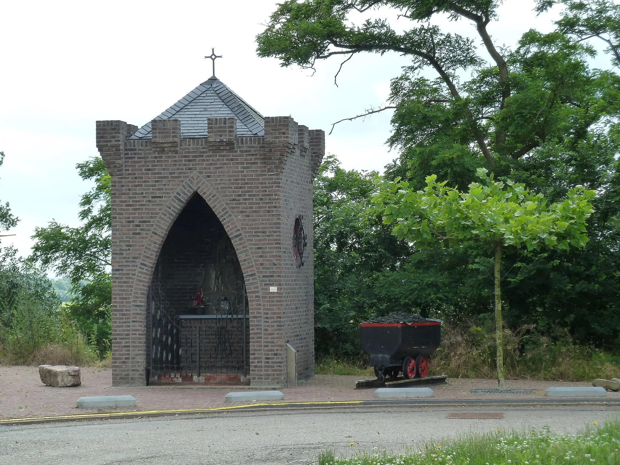 Photo showing: Kapel aan de straat Kattekop, Urmond, Limburg, Nederland