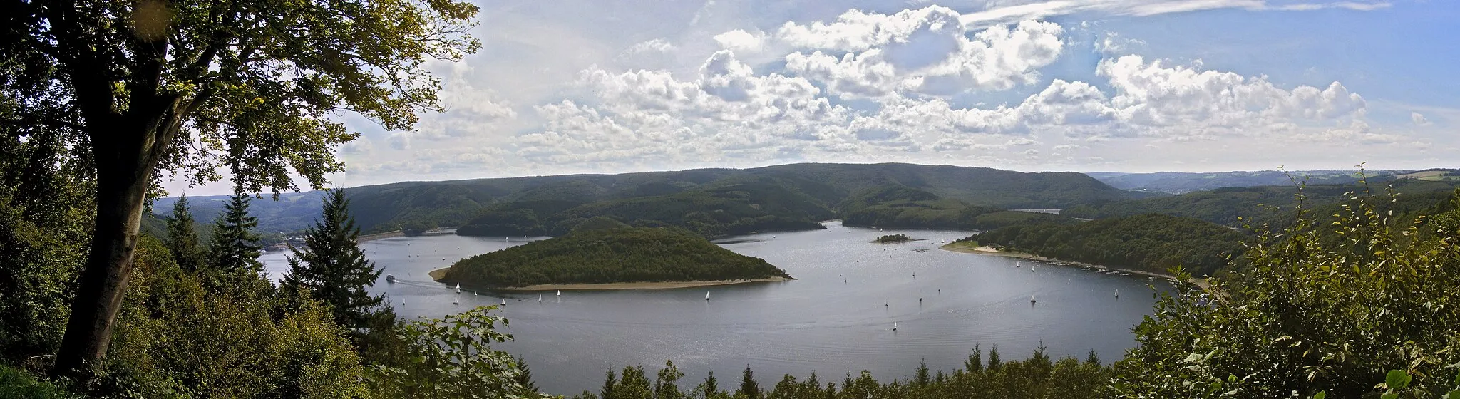 Photo showing: Panorama Rursee von Schmidt aus gemacht 2010