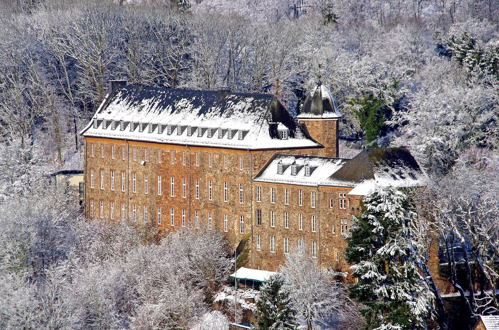 Photo showing: Schleiden, Schloss im Schnee