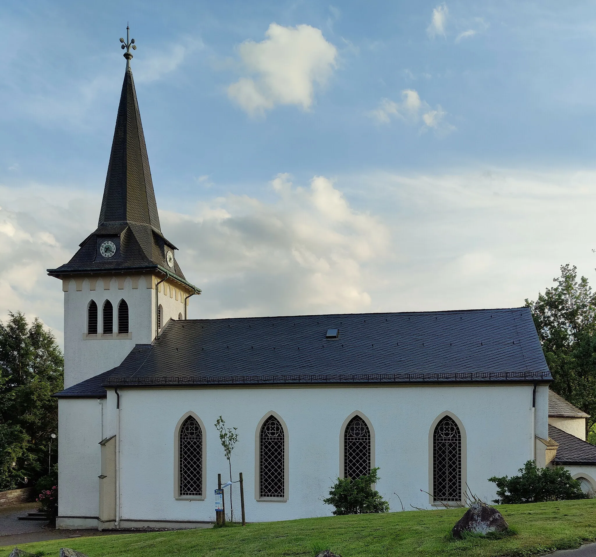 Photo showing: Evangelische Kirche Heidberg, Gemeinde Reichshof, Oberbergischer Kreis, Nordrhein-Westfalen, Deutschland