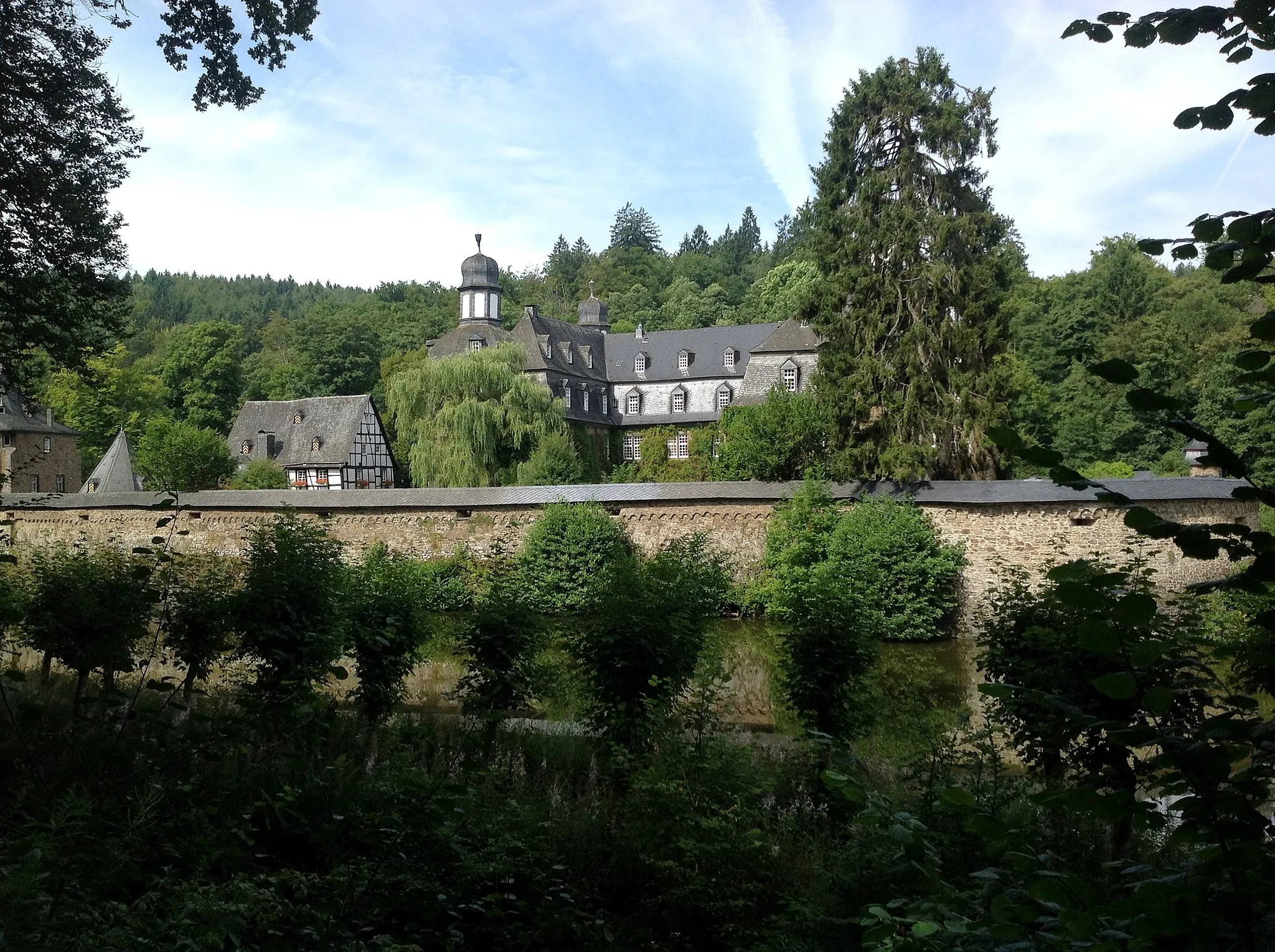 Photo showing: Schloss Crottorf, Landkreis Altenkirchen (Westerwald).