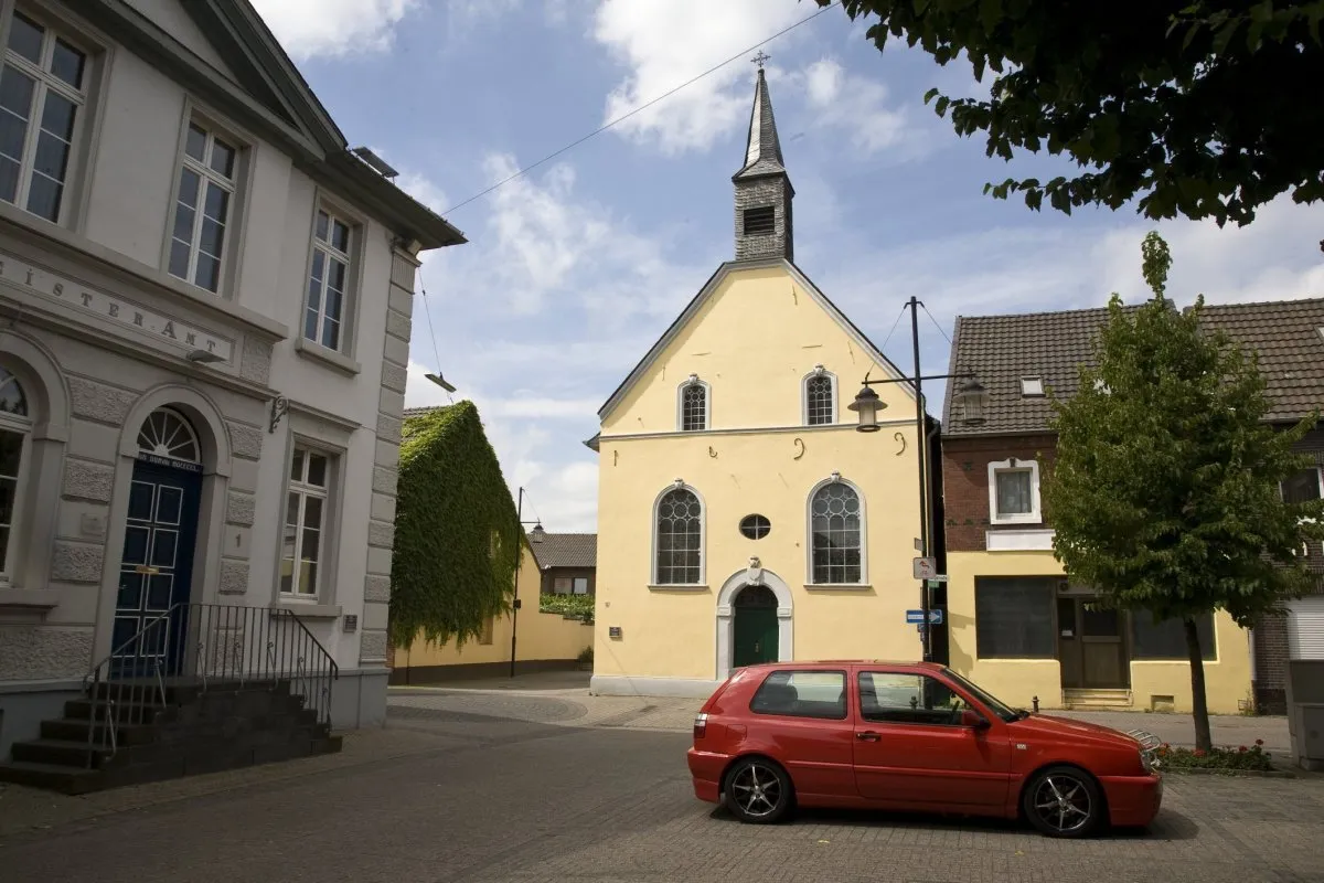 Photo showing: Evangelische Pfarrkirche: Zicht op voorzijde kerk (opmerking: Publicatie: TRAP Brüggen, een cultuurhistorische fietstocht)