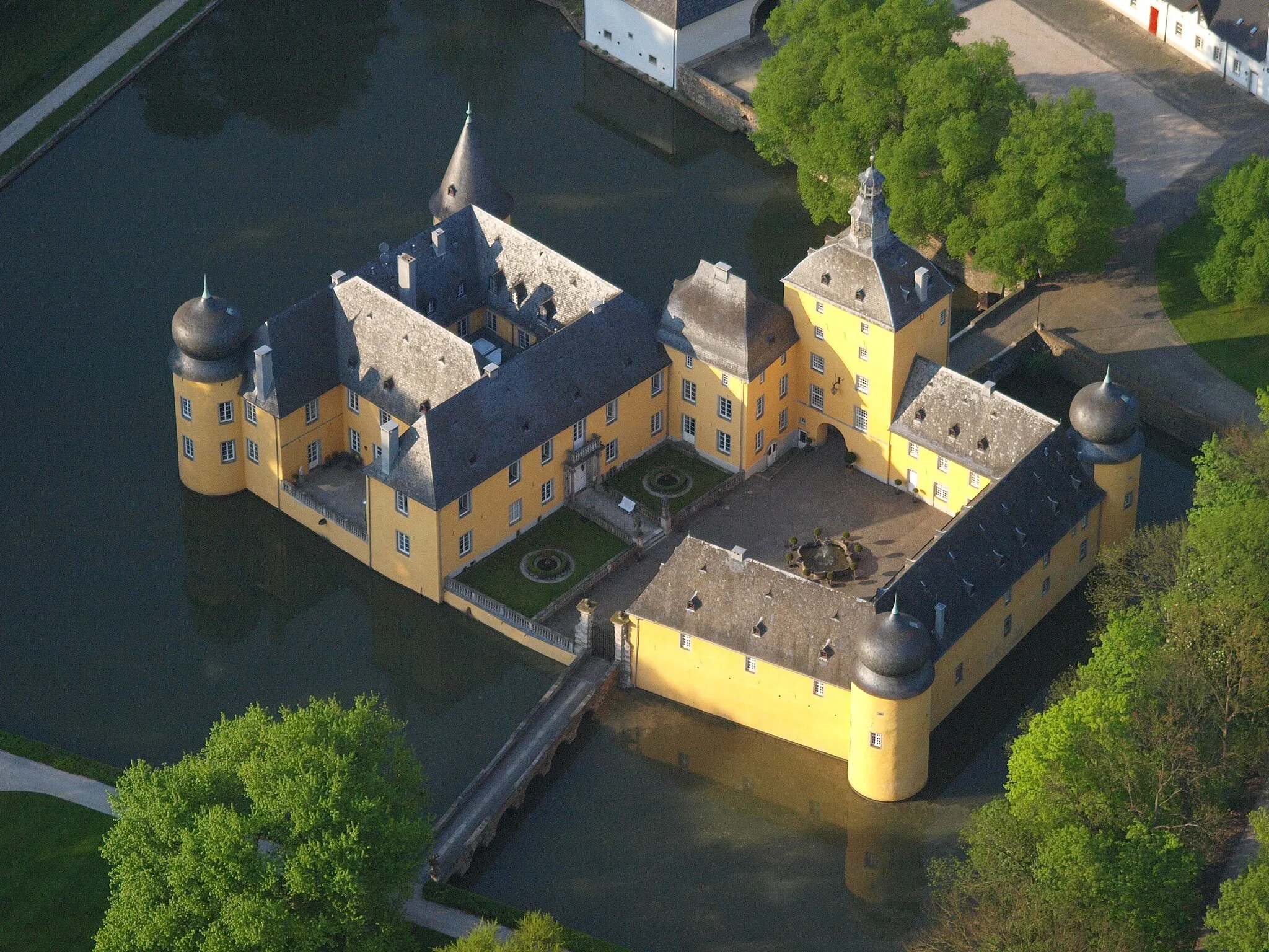 Photo showing: Burg Gudenau von Süden aus gesehen