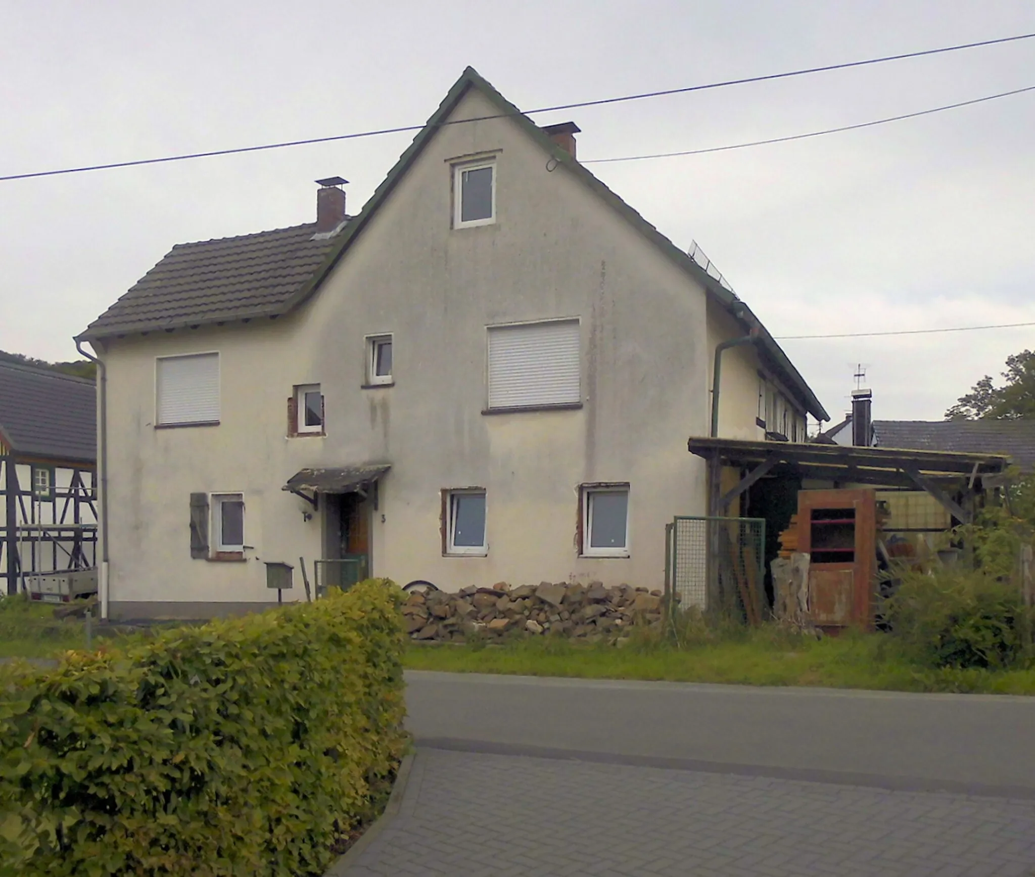 Photo showing: Denkmalgeschütztes Haus Eichholzweg 3 in Imhausen