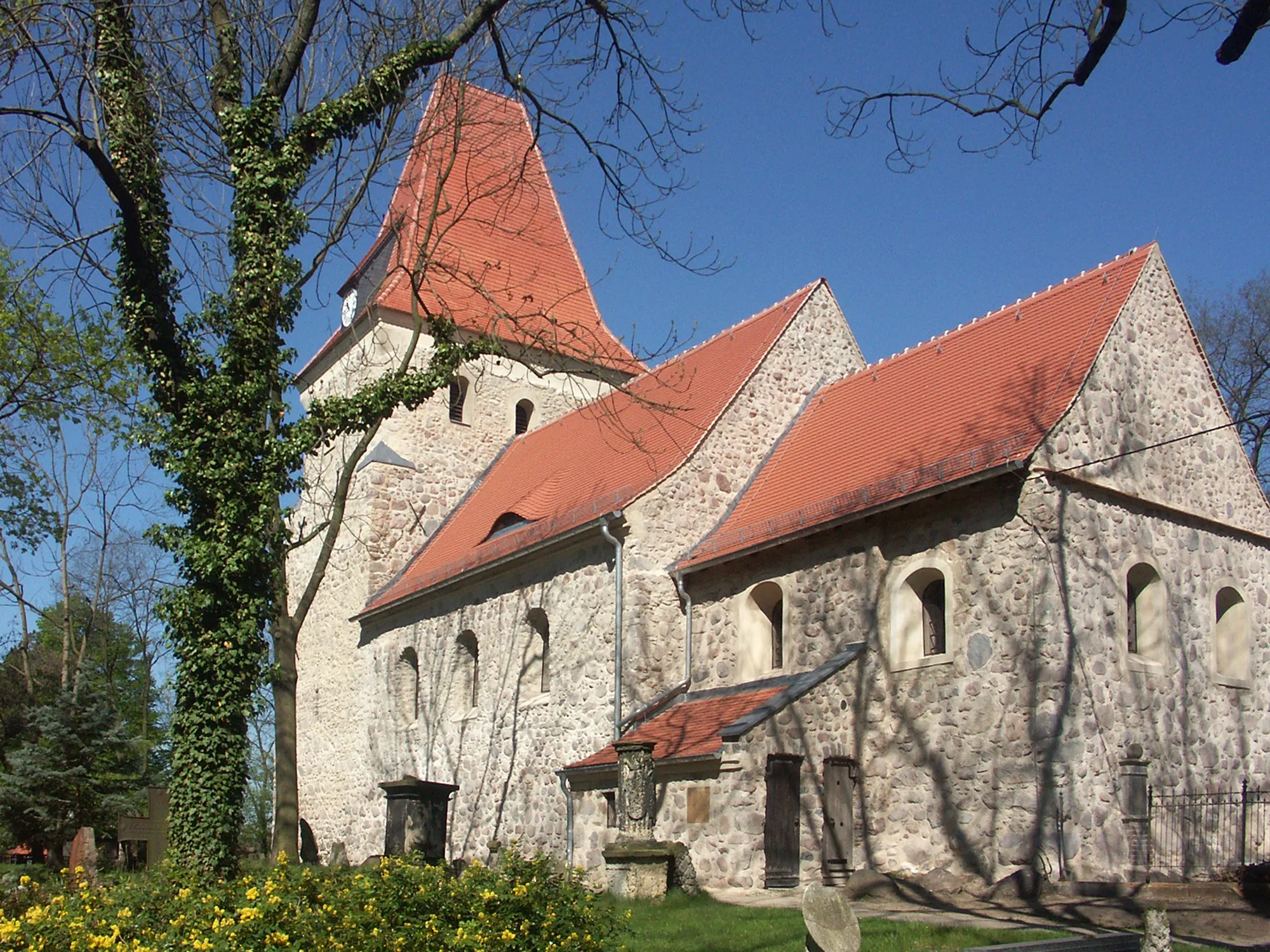 Photo showing: Kirche Hohen Thekla in Leipzig-Thekla