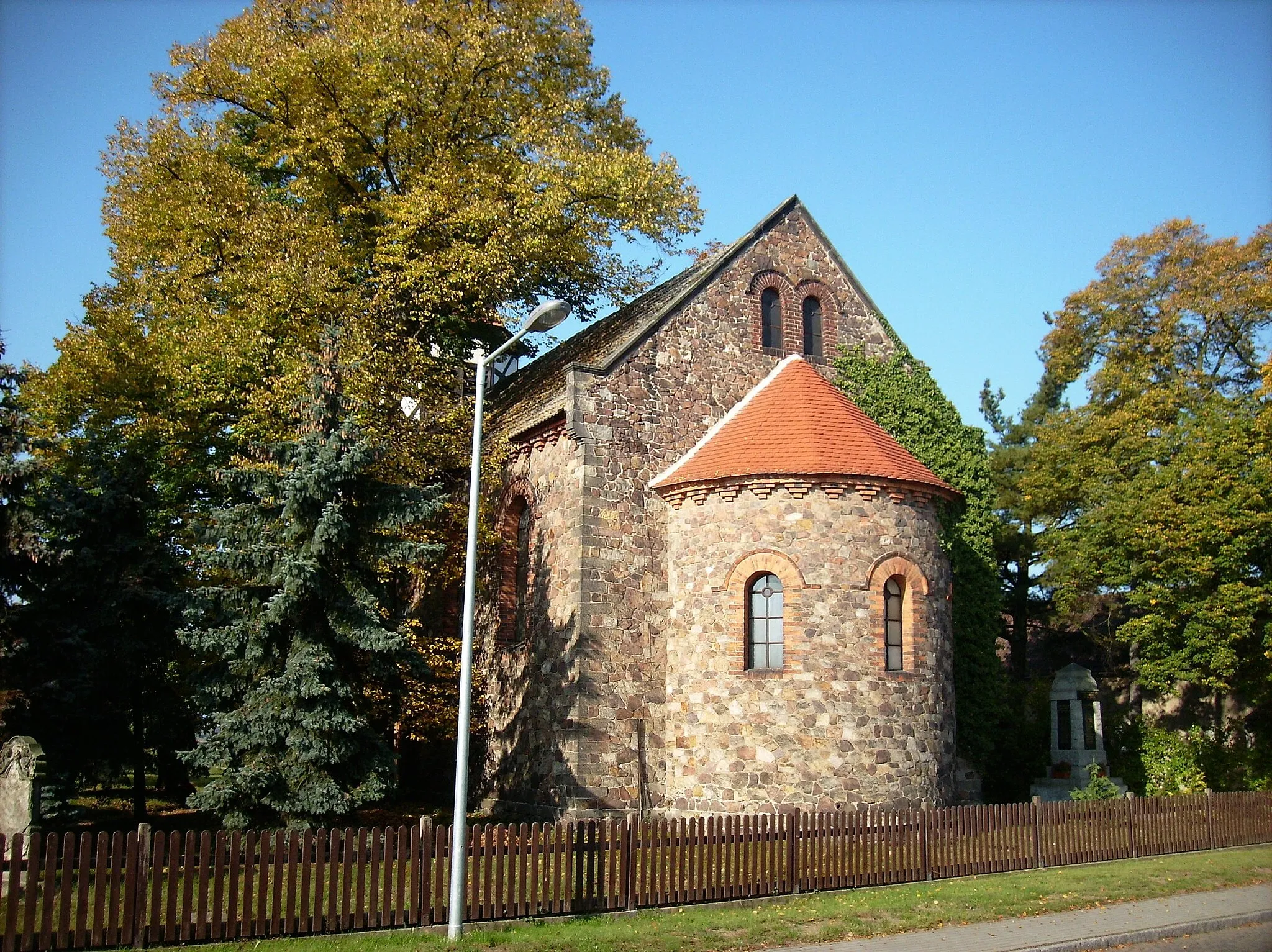 Photo showing: Church of the village of Kölsa (Falkenberg/Elster, Elbe-Elster district, Brandenburg)