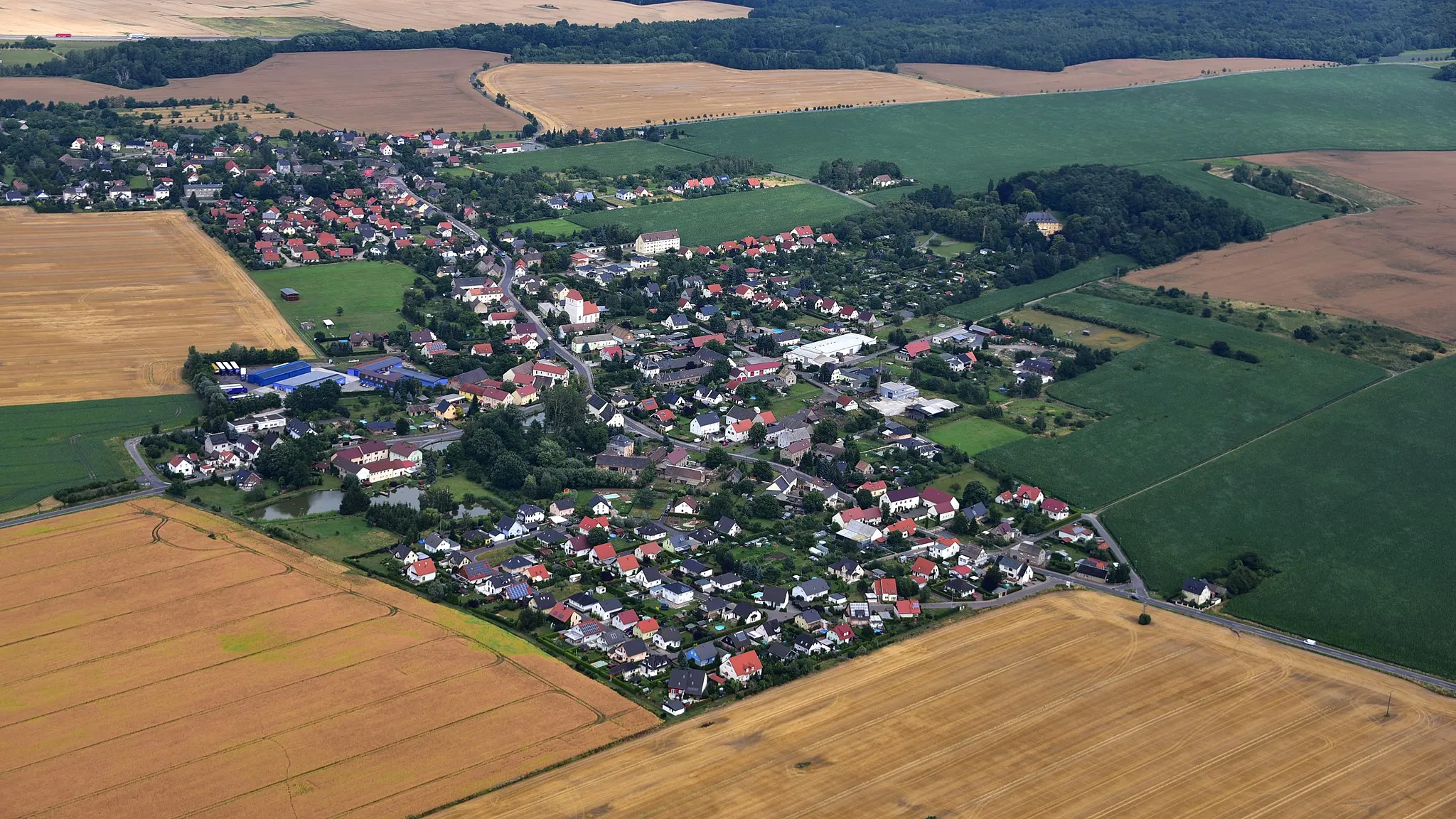 Photo showing: Klinga (Parthenstein), Luftaufnahme (2017)