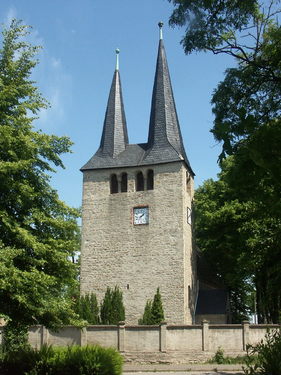 Photo showing: Die Kirche im Kitzener Ortsteil Eisdorf