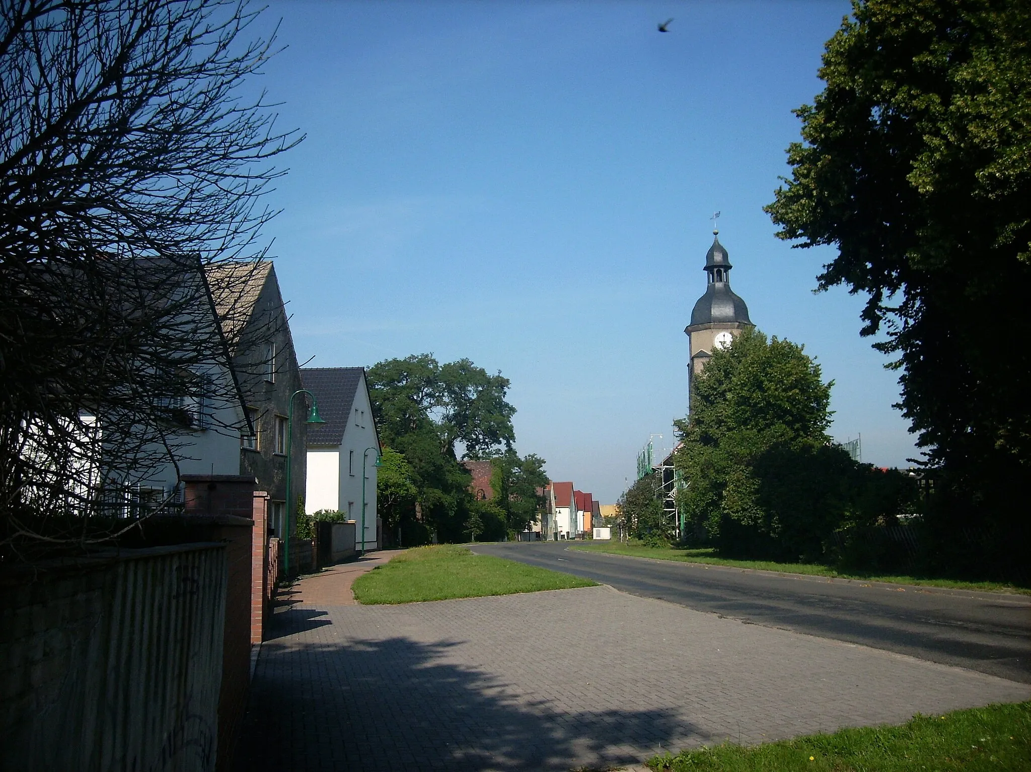 Photo showing: Doberschütz village green from the east (Nordsachsen district, Saxony)