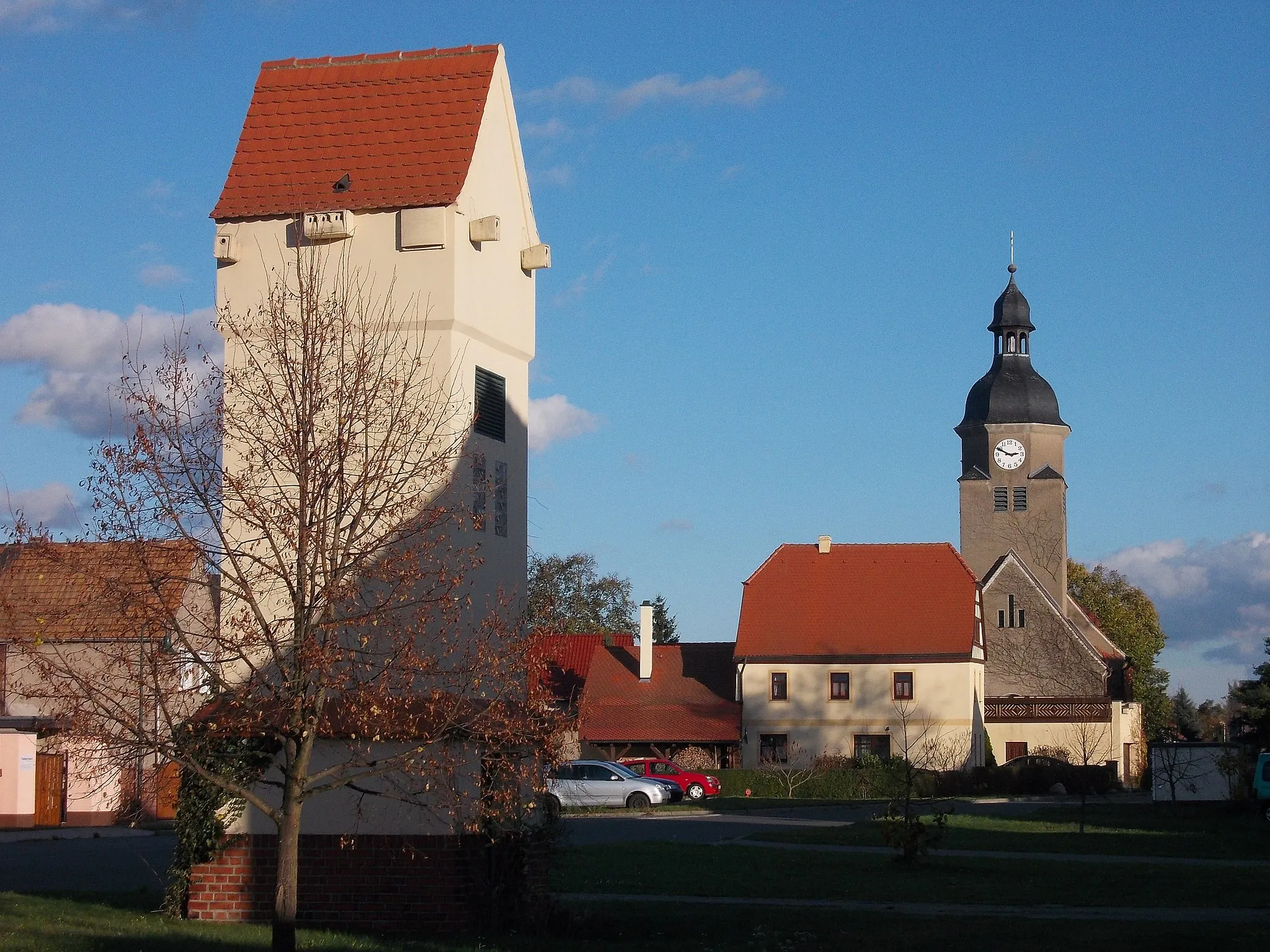 Photo showing: Doberschütz church and distribution substation (Nordsachsen district, Saxony)