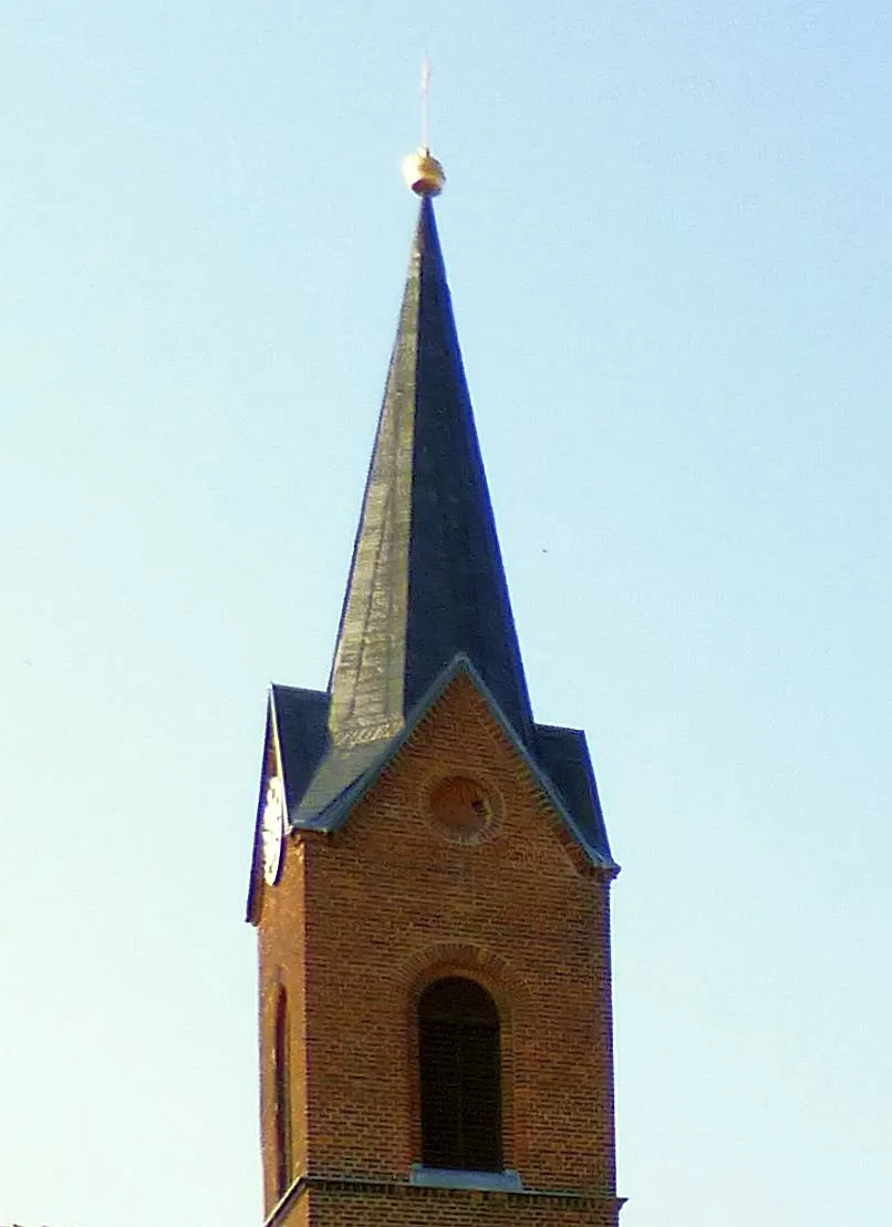 Photo showing: Kirchturm der Lutherkirche Görschlitz