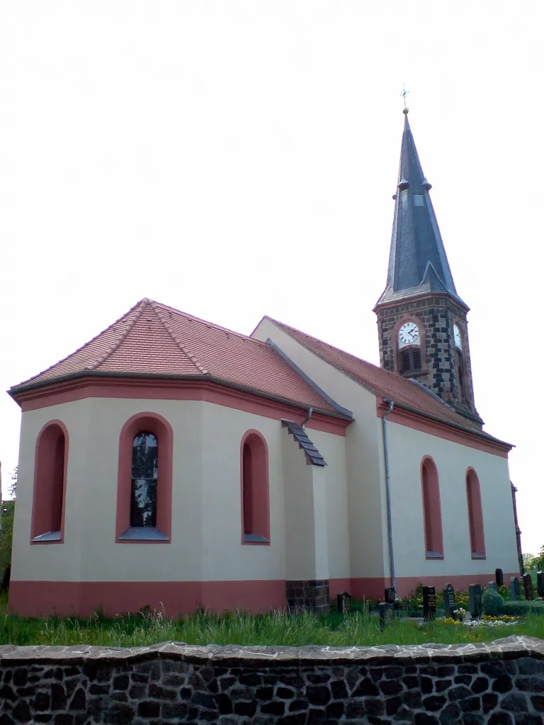 Photo showing: Die Kirche von Albrechtshain (Naunhof).