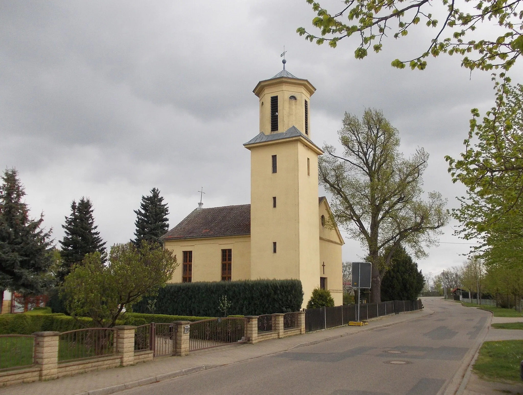 Photo showing: Döbern church (Elsnig, Nordsachsen district, Saxony)