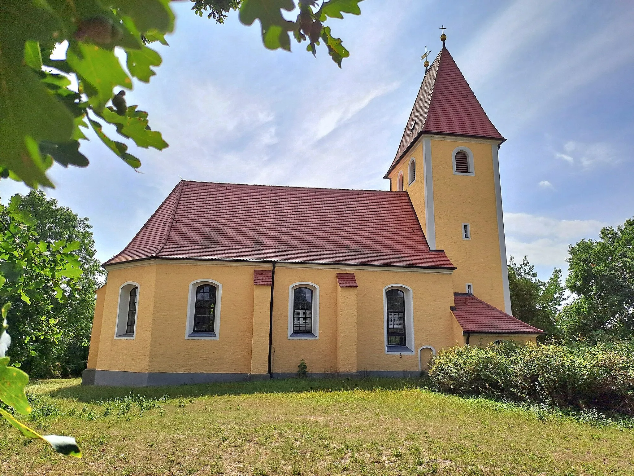 Photo showing: Dorfkirche Frankenheim (Markranstädt) von Norden