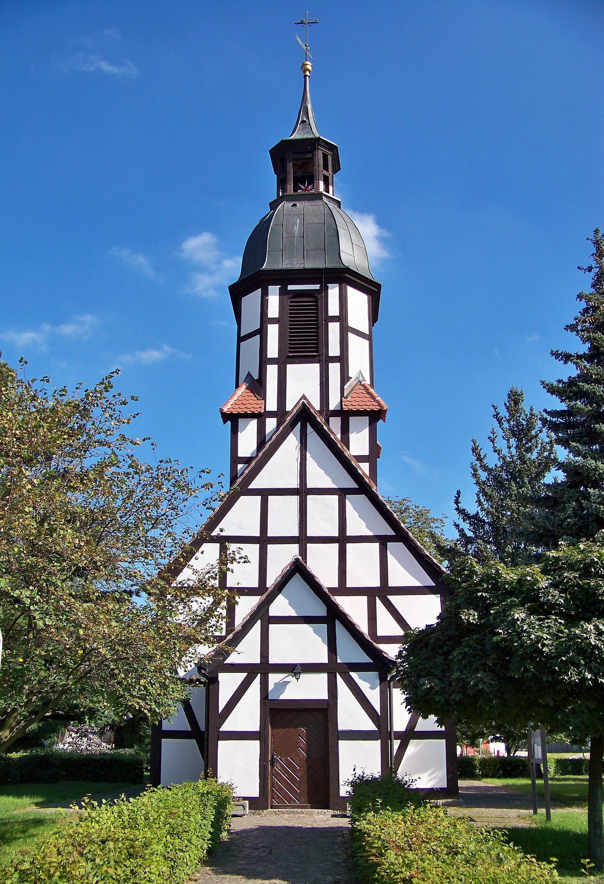 Photo showing: Fachwerk-Kirche in Löhsten (Herzberg/Elster)