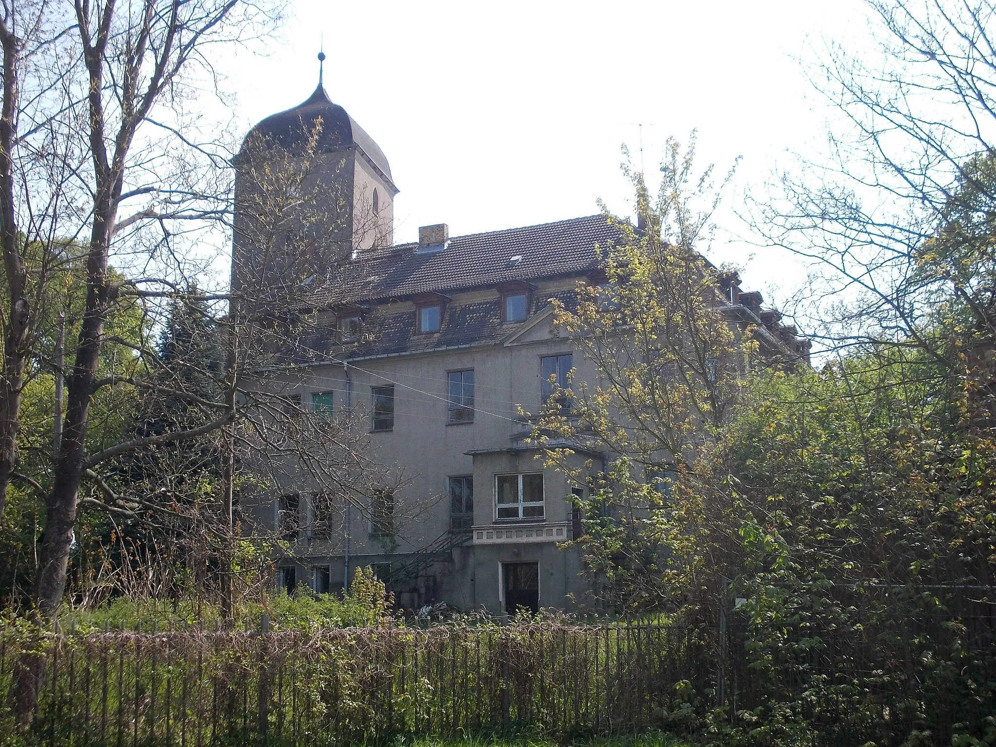 Photo showing: The castle in Pouch (Muldestausee, Anhalt-Bitterfeld district, Saxony-Anhalt)