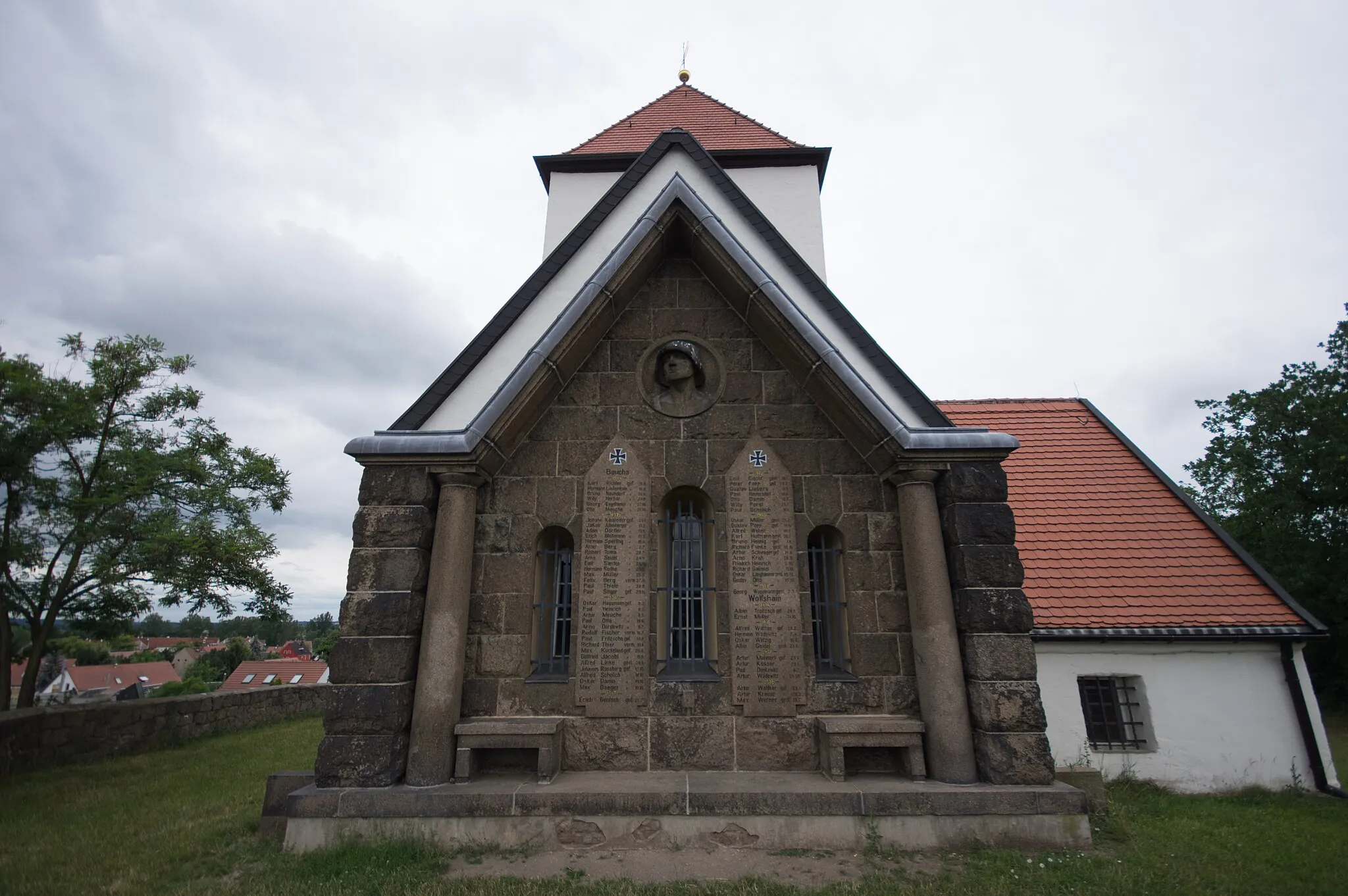 Photo showing: Brandis, Ortsteil Beuche. Die Bergkirche steht unter Denkmalschutz.