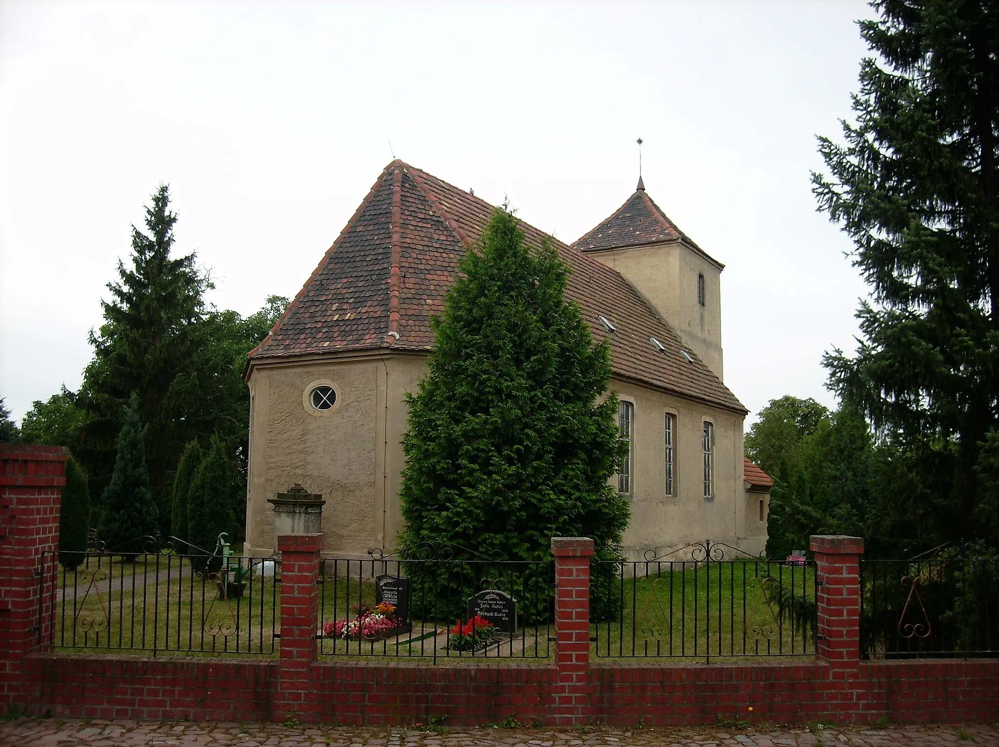 Photo showing: Church of the village of Altbelgern (Mühlberg/Elbe, Elbe-Elster district, Brandenburg)