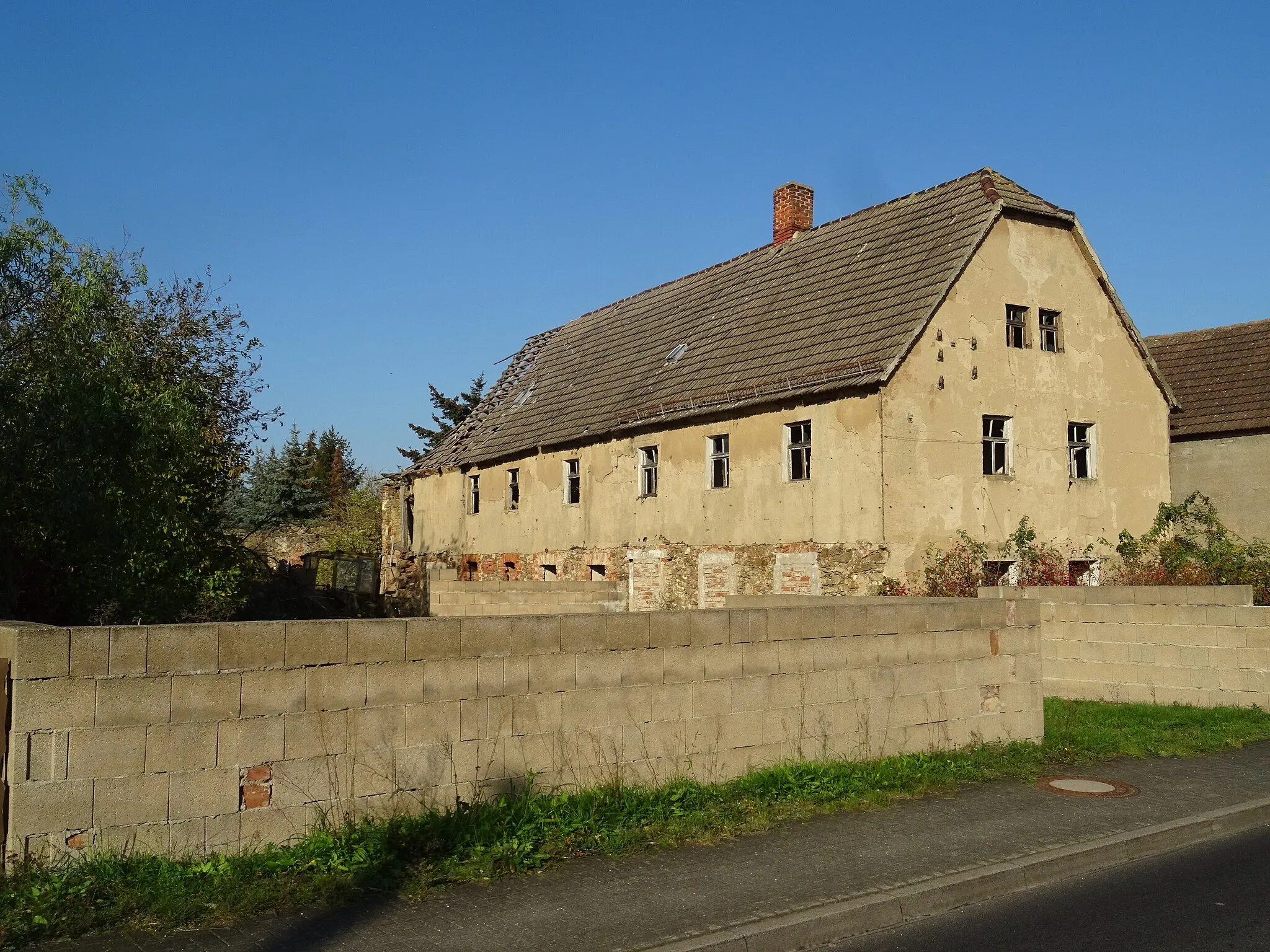 Photo showing: Seydewitz, denkmalgeschütztes Wohnhaus Strehlaer Str. 12