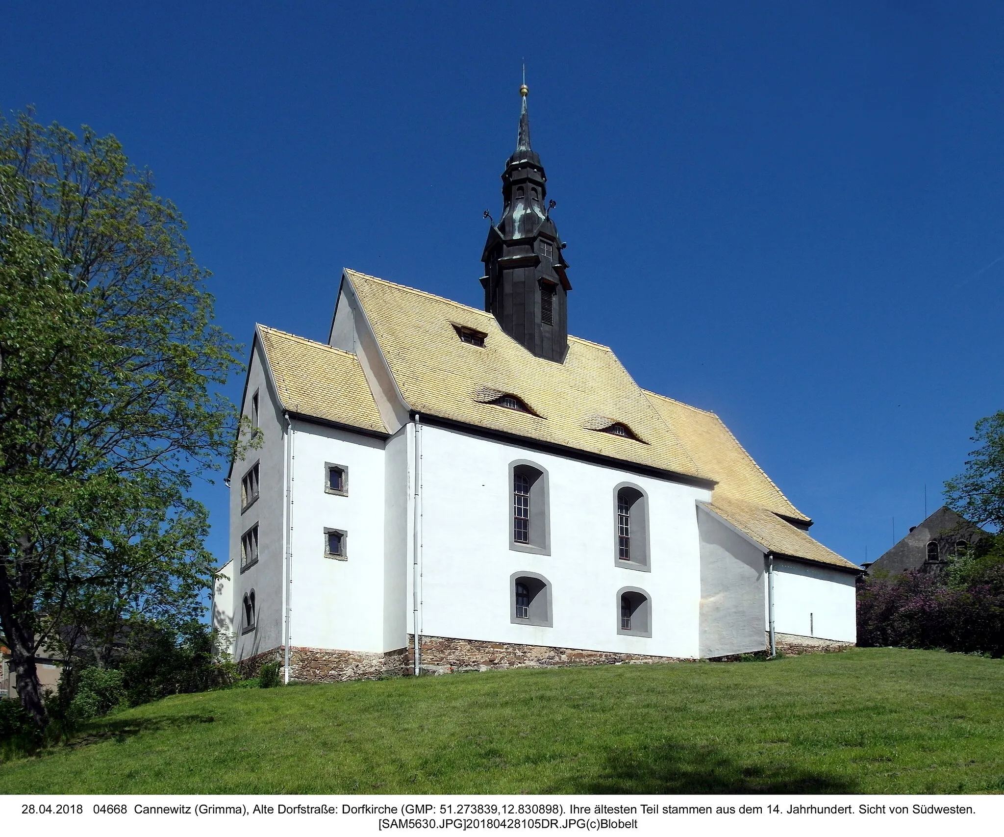 Photo showing: 28.04.2018   04668  Cannewitz (Grimma), Alte Dorfstraße: Dorfkirche (GMP: 51.273839,12.830898). Ihre ältesten Teil stammen aus dem 14. Jahrhundert. Sicht von Südwesten.                                                                                                          [SAM5630.JPG]20180428105DR.JPG(c)Blobelt