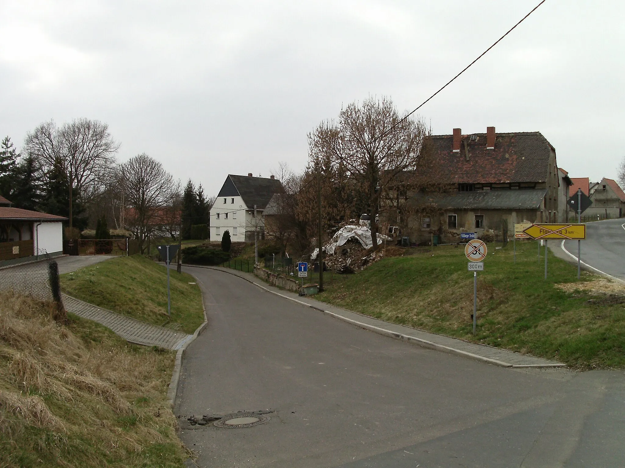 Photo showing: Flössberger Strasse in Beucha (Bad Lausick, Leipzig district, Saxony)
