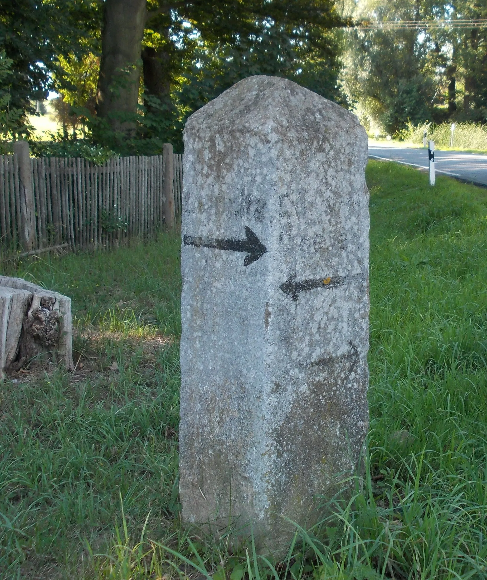 Photo showing: Old signpost in Böhlen (Thümmlitzwalde, Grimma, Leipzig district, Saxony)