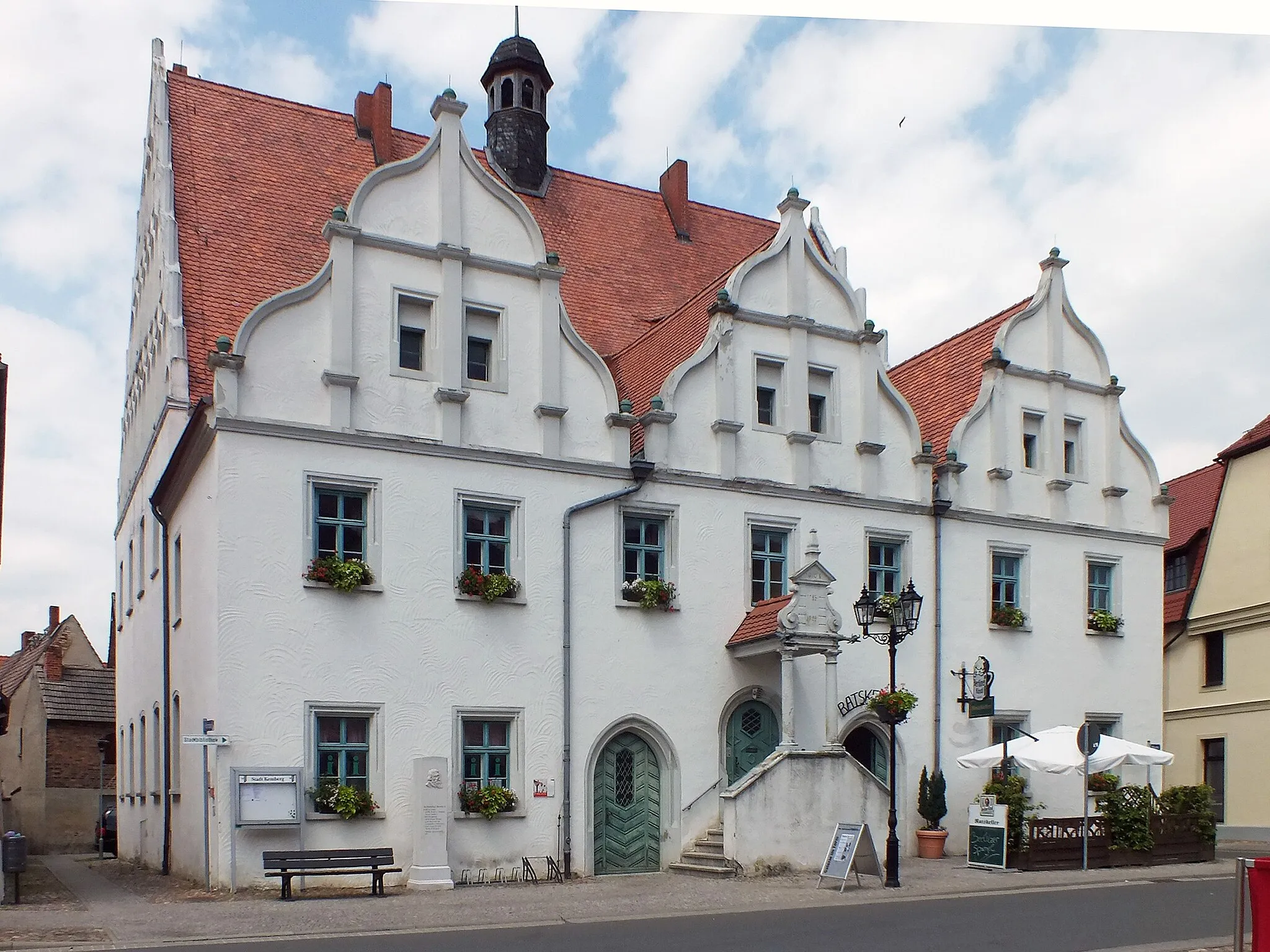 Photo showing: Ehemaliges Rathaus in Kemberg, Marktseite