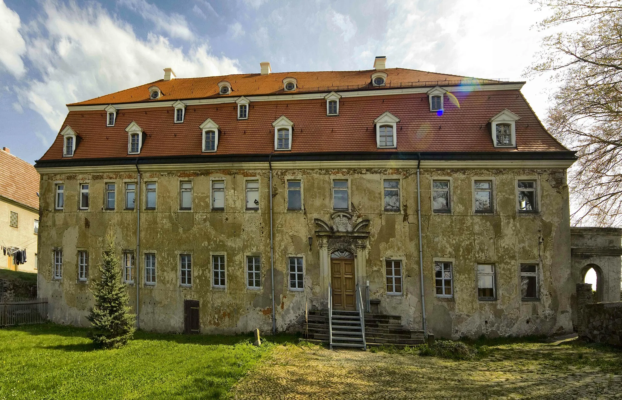 Photo showing: Herrenhaus des Rittergutes Wiederoda bei Liptitz, Gemeinde Wermsdorf, Sachsen