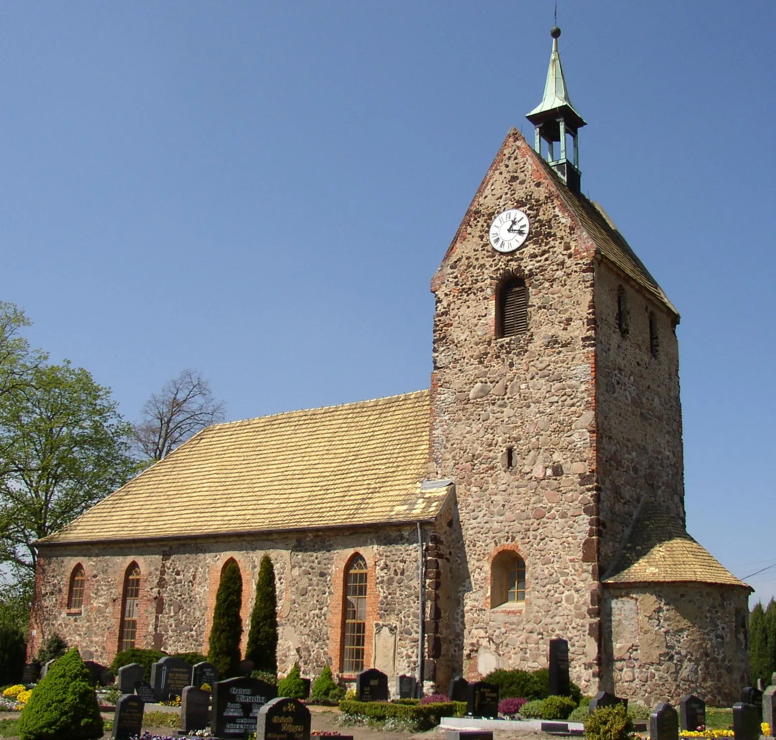 Photo showing: Church in Laußig-Authausen in Saxony, Germany