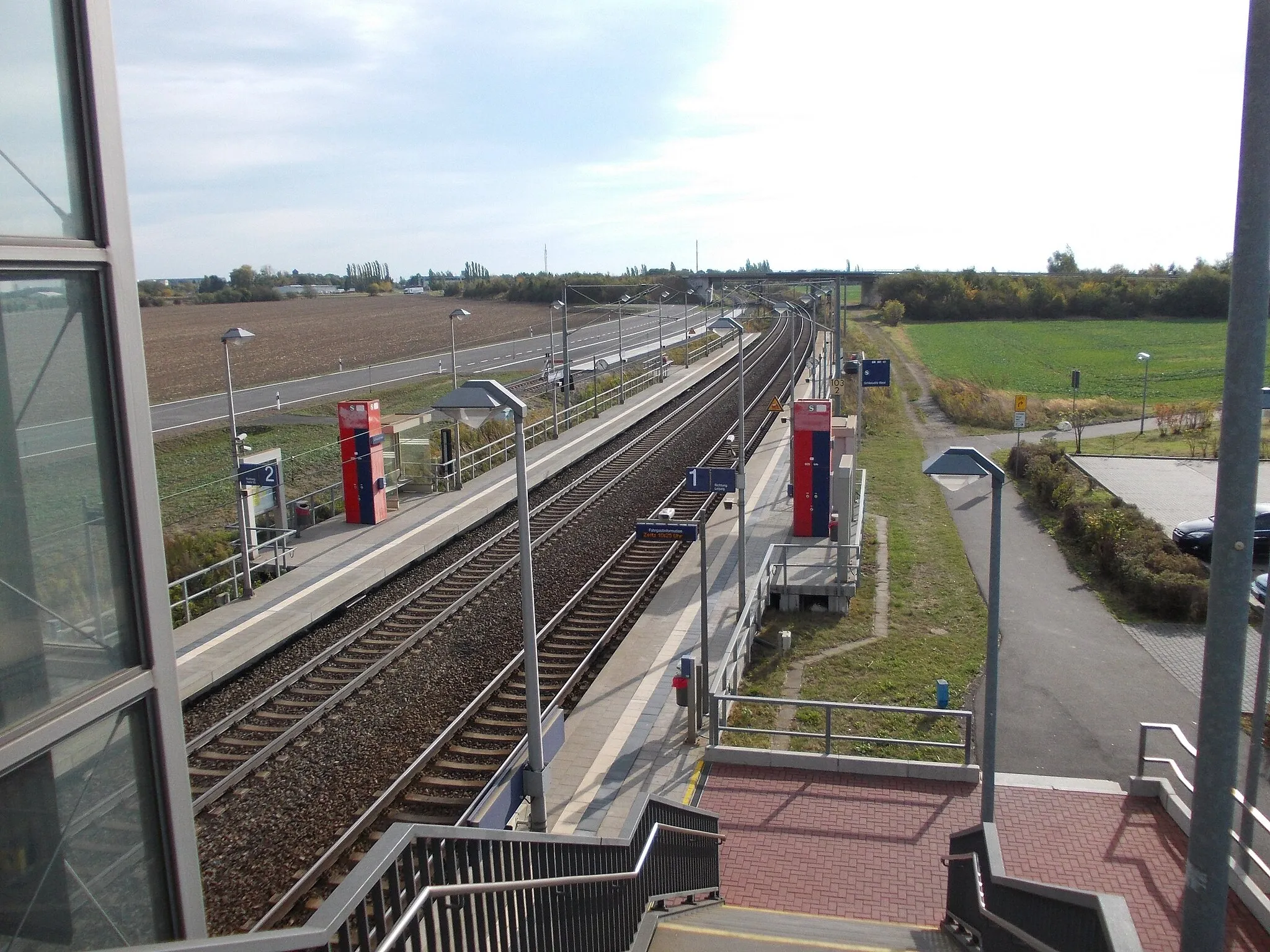 Photo showing: Schkeuditz-West train station (Nordsachsen district, Saxony)