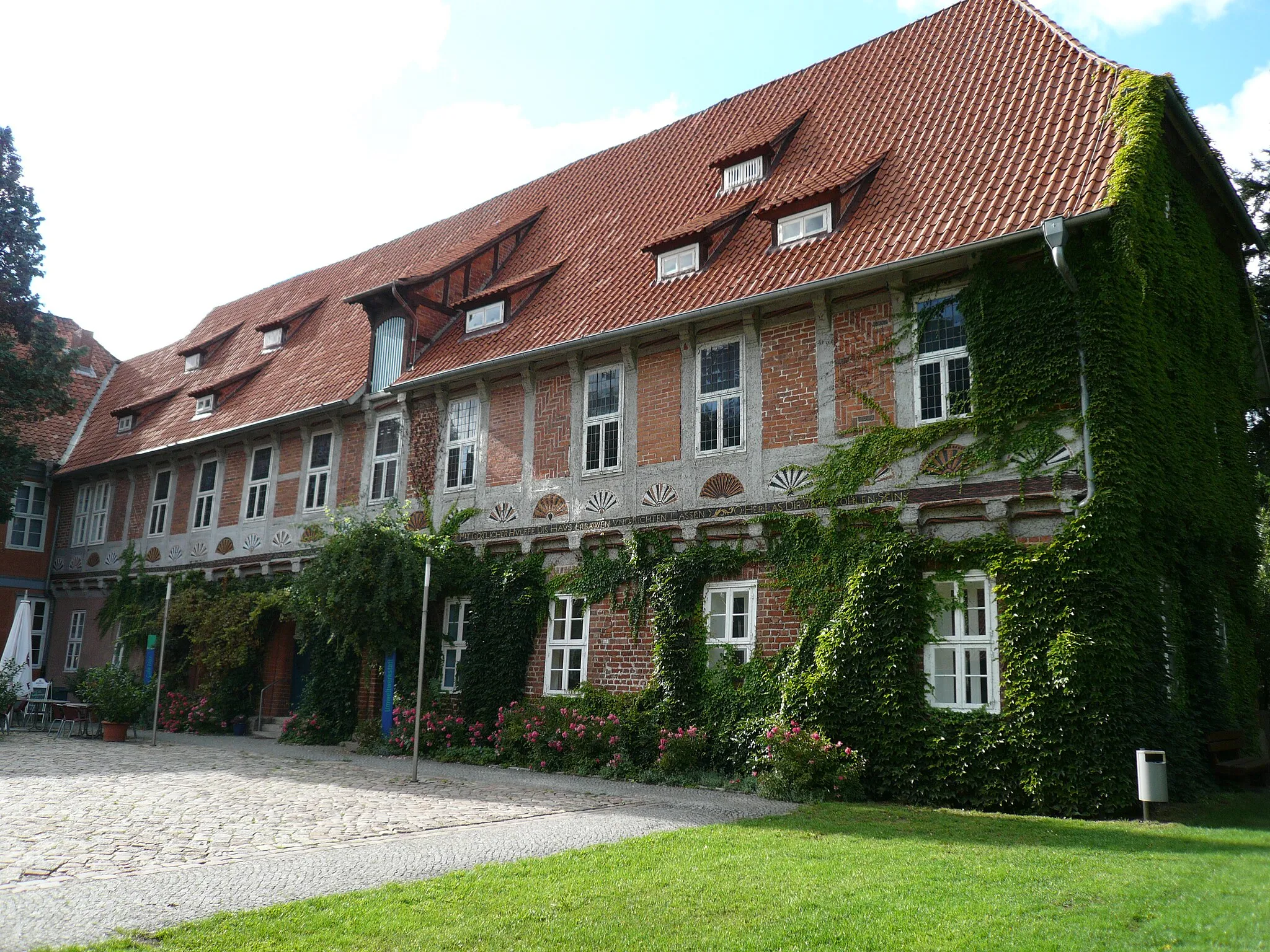 Photo showing: ElbSchloss Bleckede