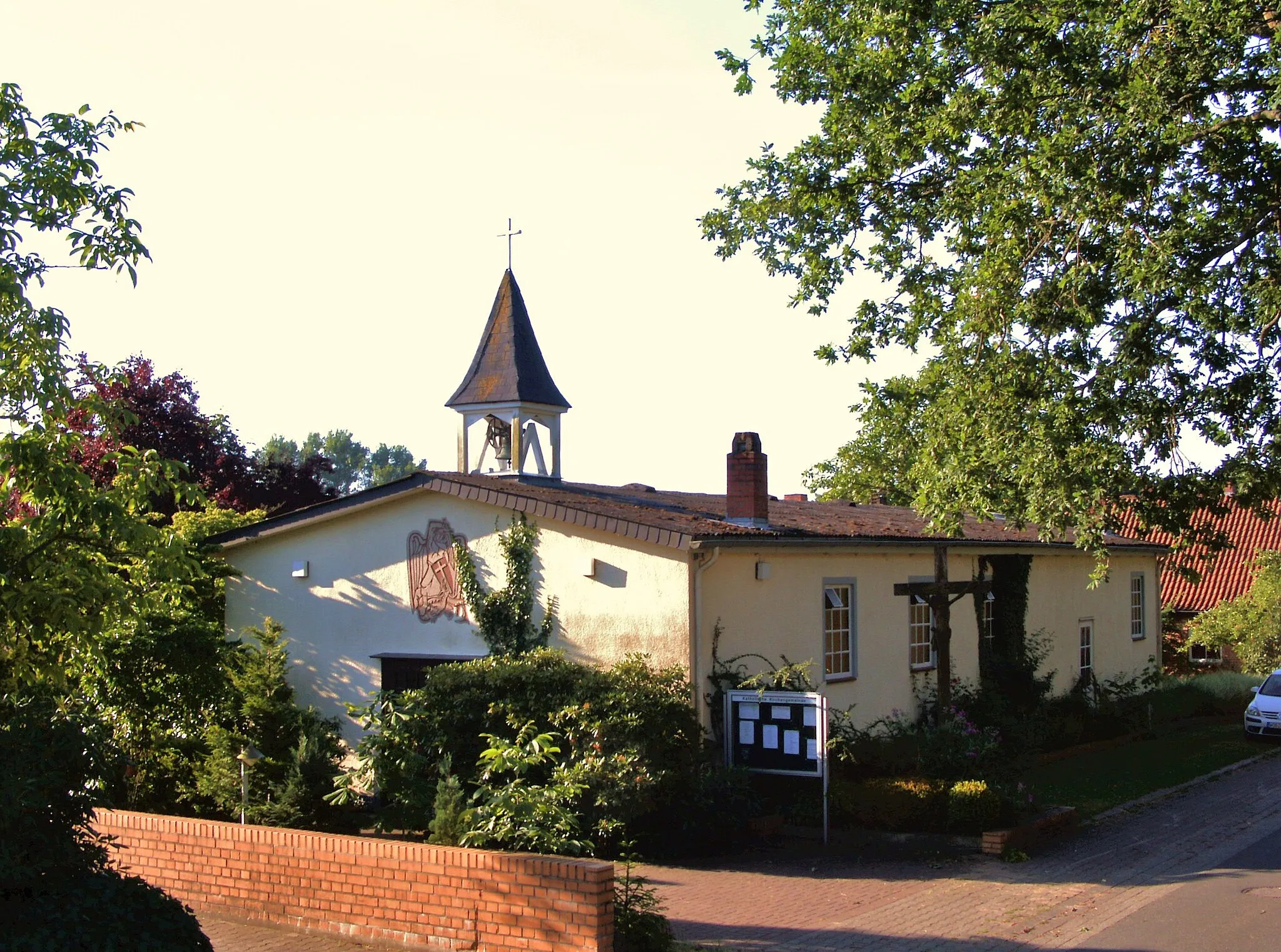 Photo showing: Katholische Kirche St. Michael in Dahlenburg