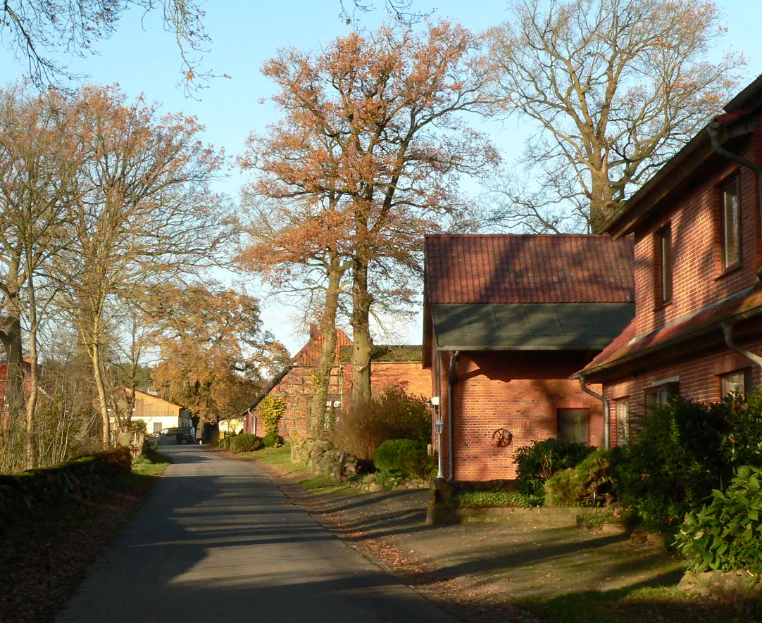 Photo showing: Strassenansicht in Fließau