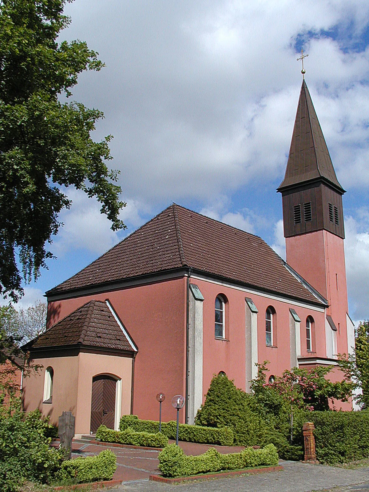 Photo showing: Röm.-katholische Kirche Sankt Ansgar