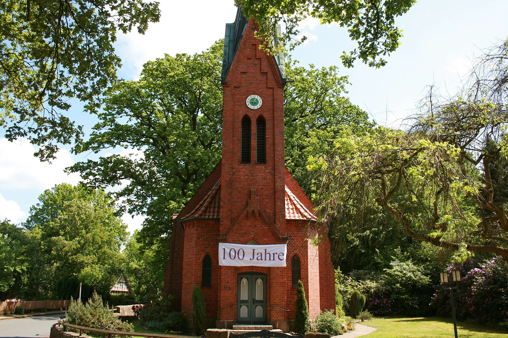 Photo showing: Evangelische Sankt-Pauli-Kirche in Bispingen-Hörpel