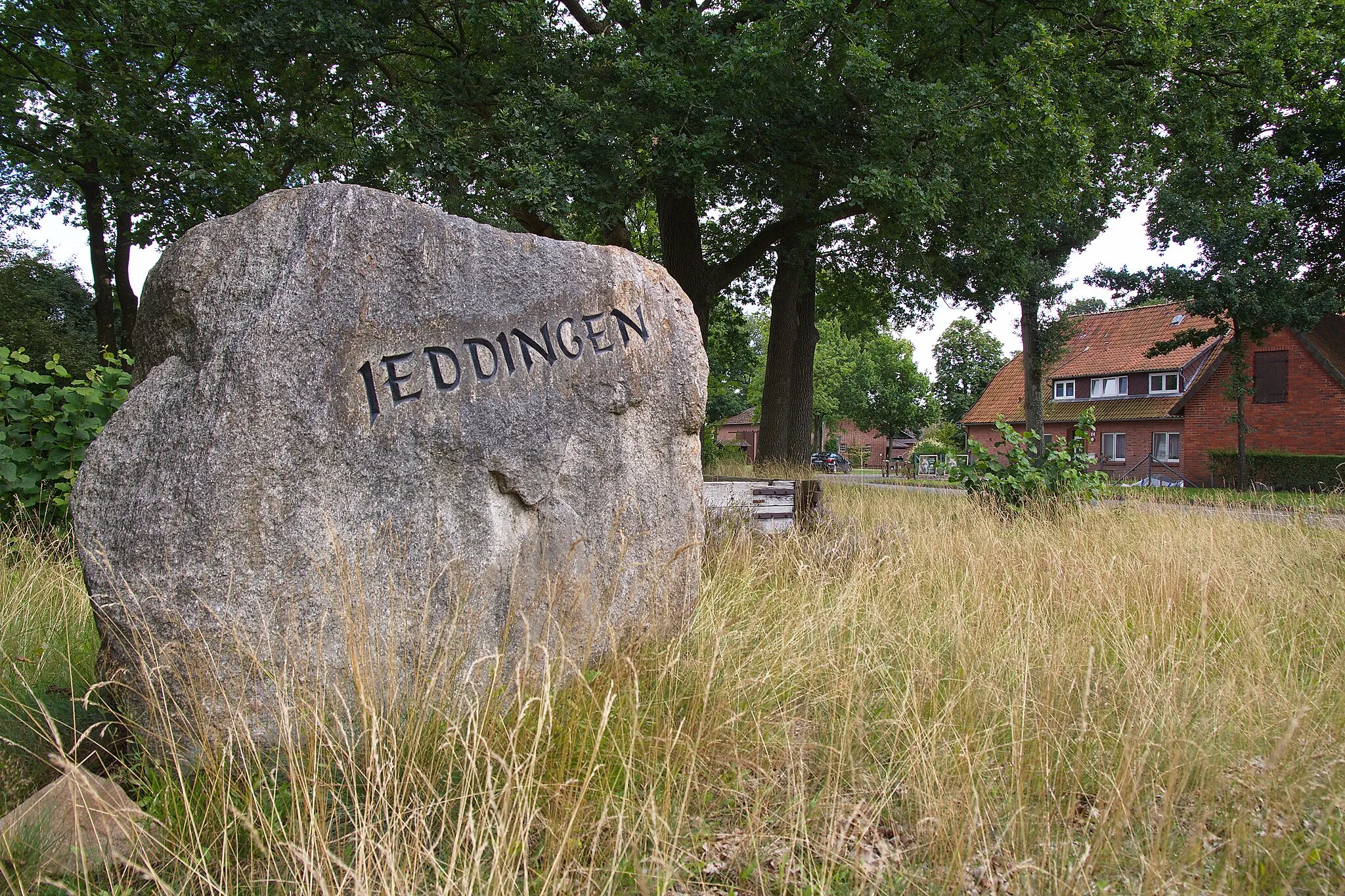 Photo showing: Gedenkstein in Jeddingen (Visselhövede), Niedersachsen, Deutschland