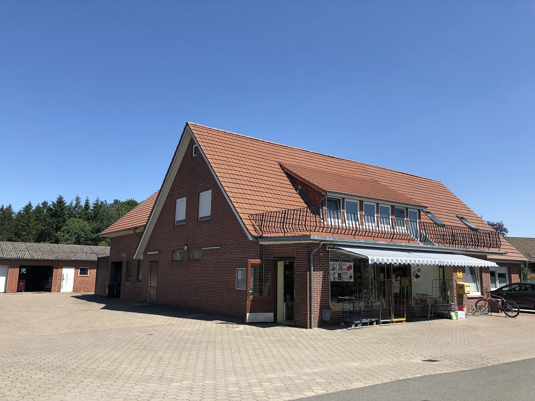 Photo showing: Dörpladen in Wiegersen