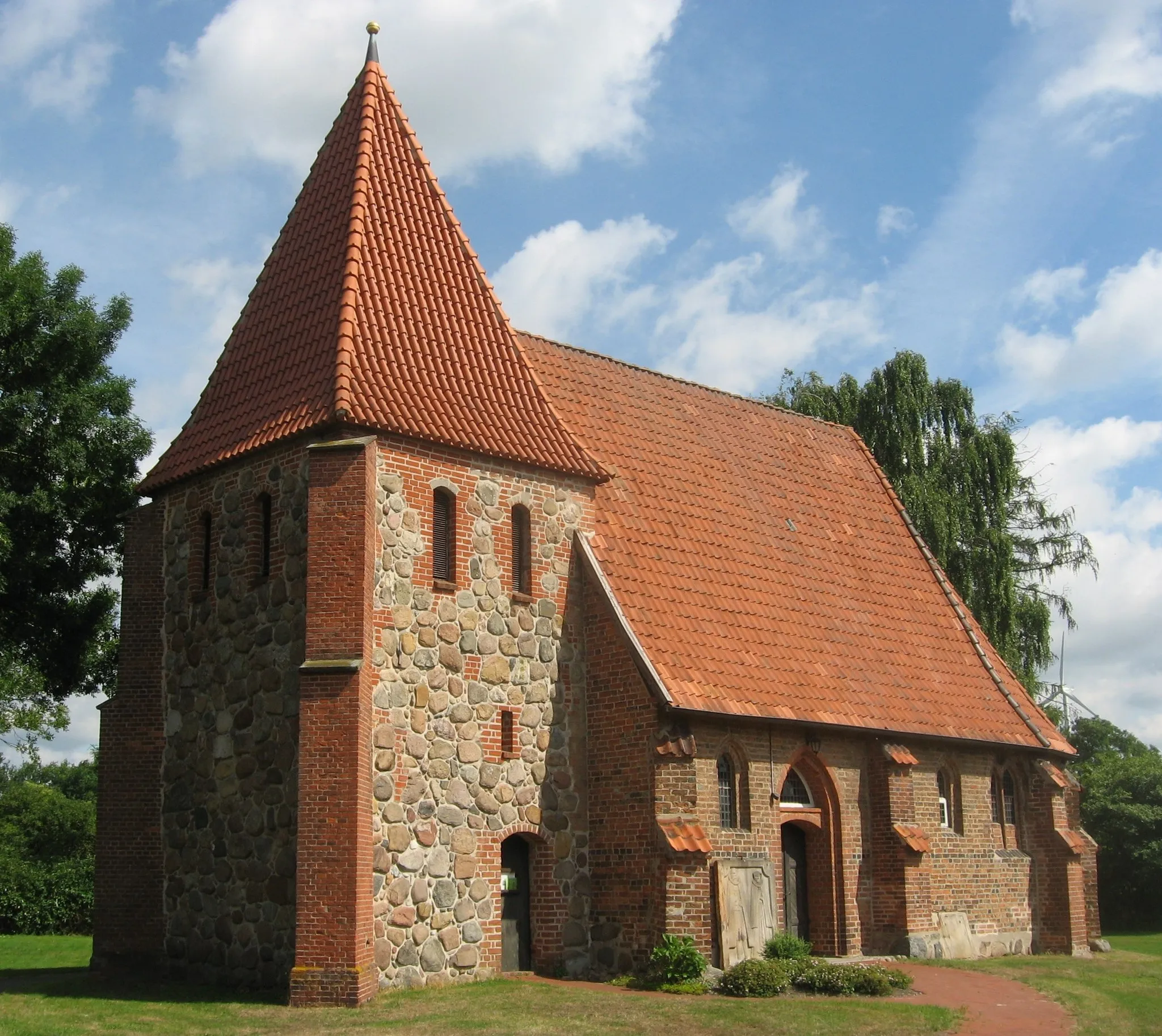 Photo showing: Evangelische Marienkapelle in Oetzen von Südwesten