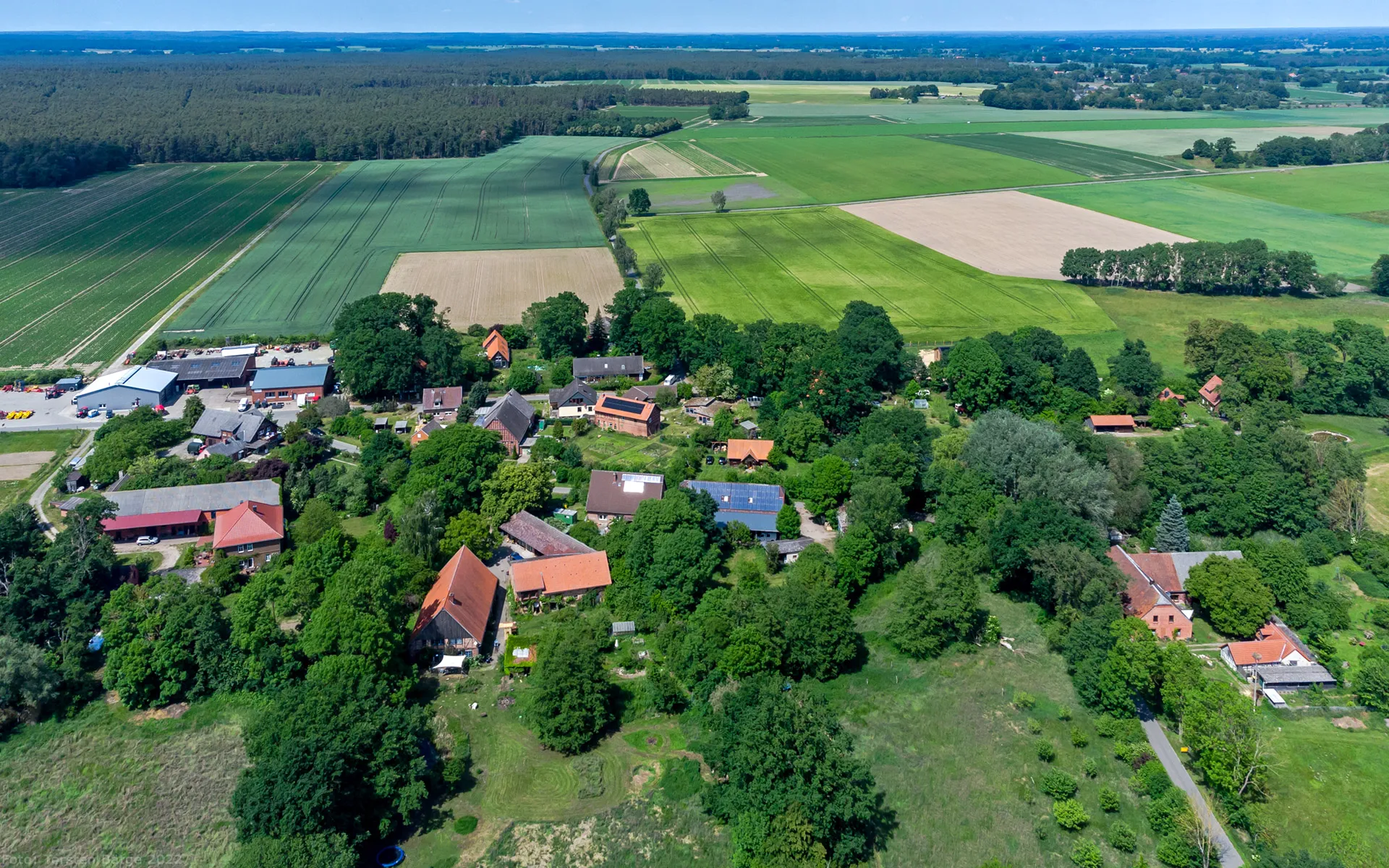Photo showing: Luftbild von Schwiepke, einem Ortsteil der Gemeinde Küsten im Landkreis Lüchow-Dannenberg.