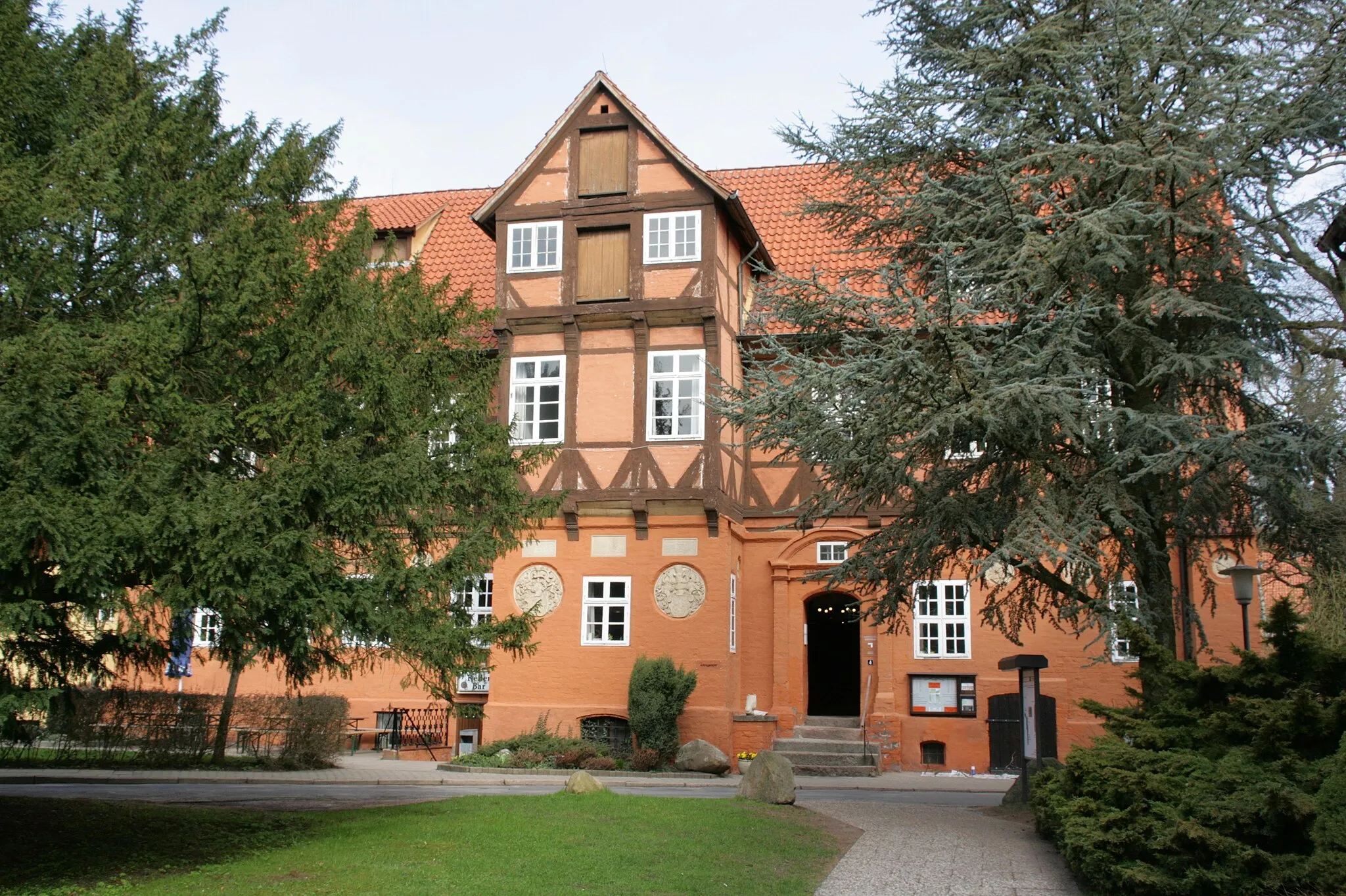 Photo showing: Altes Amtsgericht, jetzt Teil des Gustav Stresemann Instituts, Klosterweg 4 in Medingen, Bad Bevensen