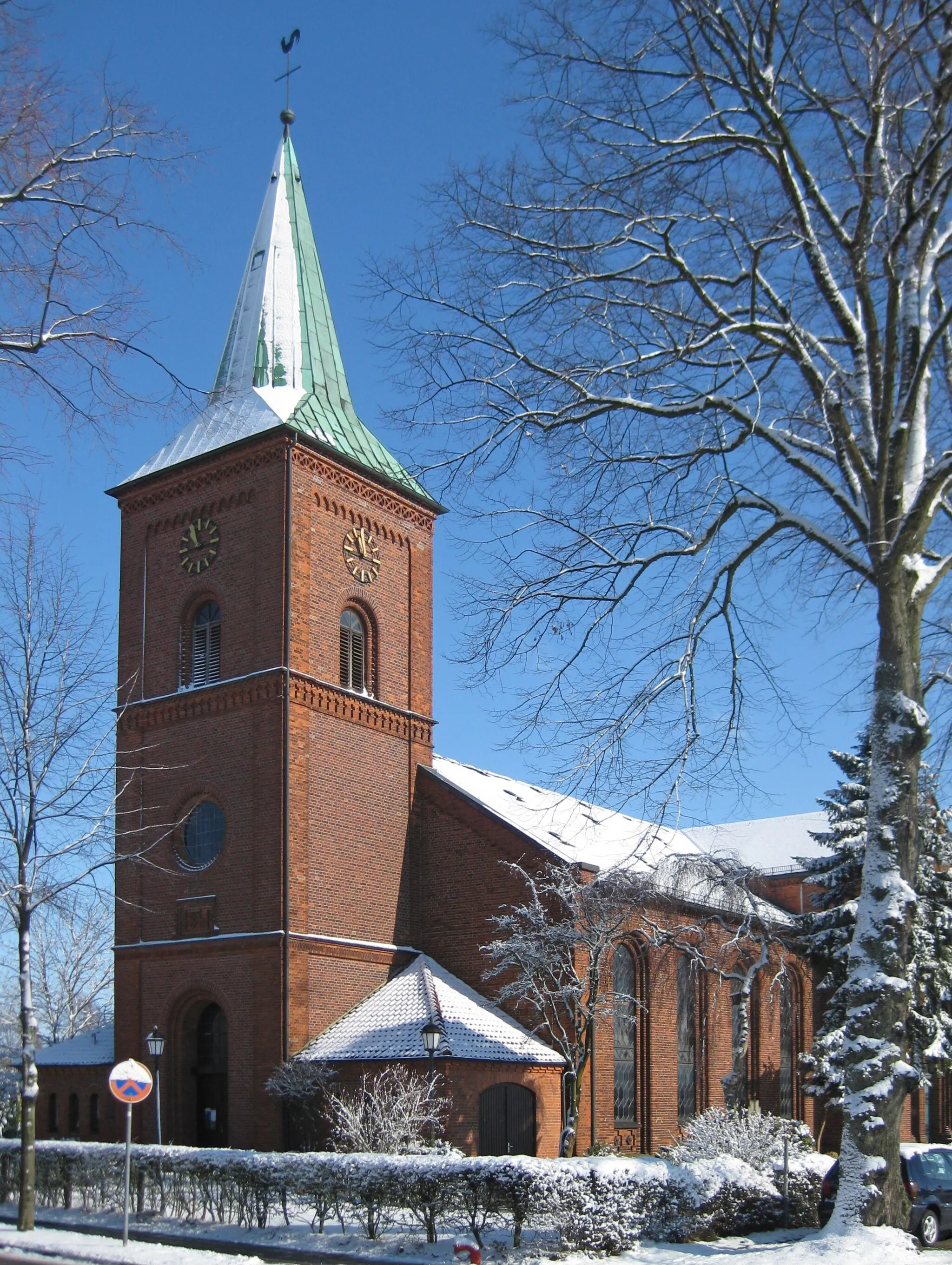 Photo showing: St. Peter's Church in Oyten (Lower Saxony / Germany) in February 2010.