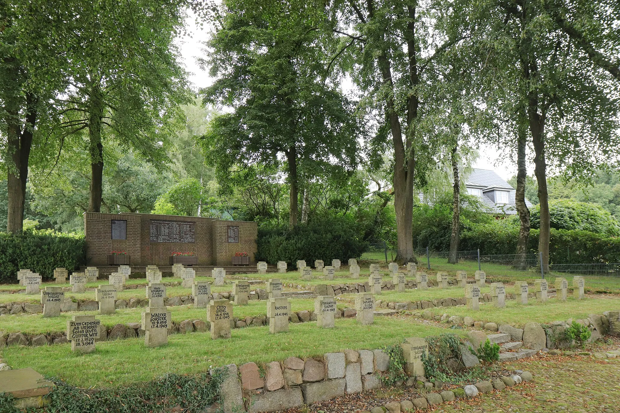 Photo showing: This is a picture of the Baudenkmal (cultural heritage monument)  according to the Cultural Heritage Protection Law of Lower Saxony with the ID