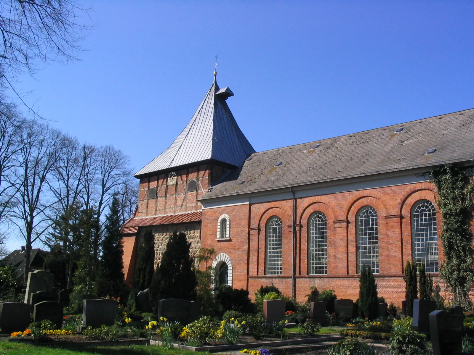 Photo showing: Church of Lütau