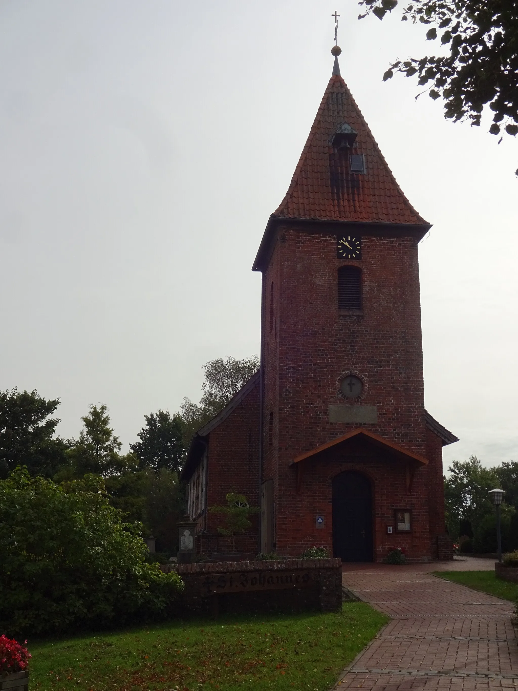 Photo showing: Schwanewede ist eine Einheitsgemeinde im Landkreis Osterholz in Niedersachsen.