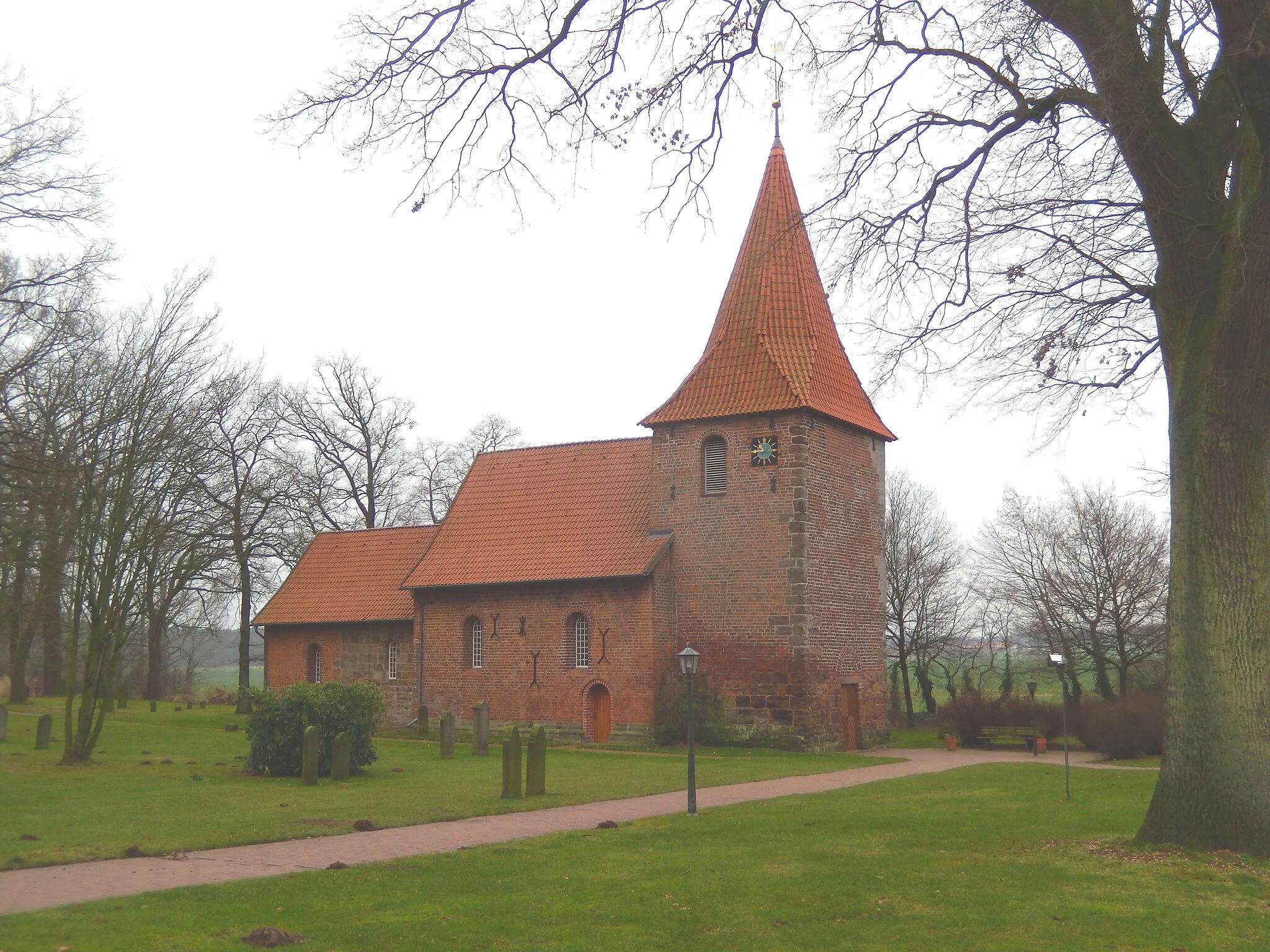 Photo showing: Kirche St. Cosmae et Damiani zu Hassel