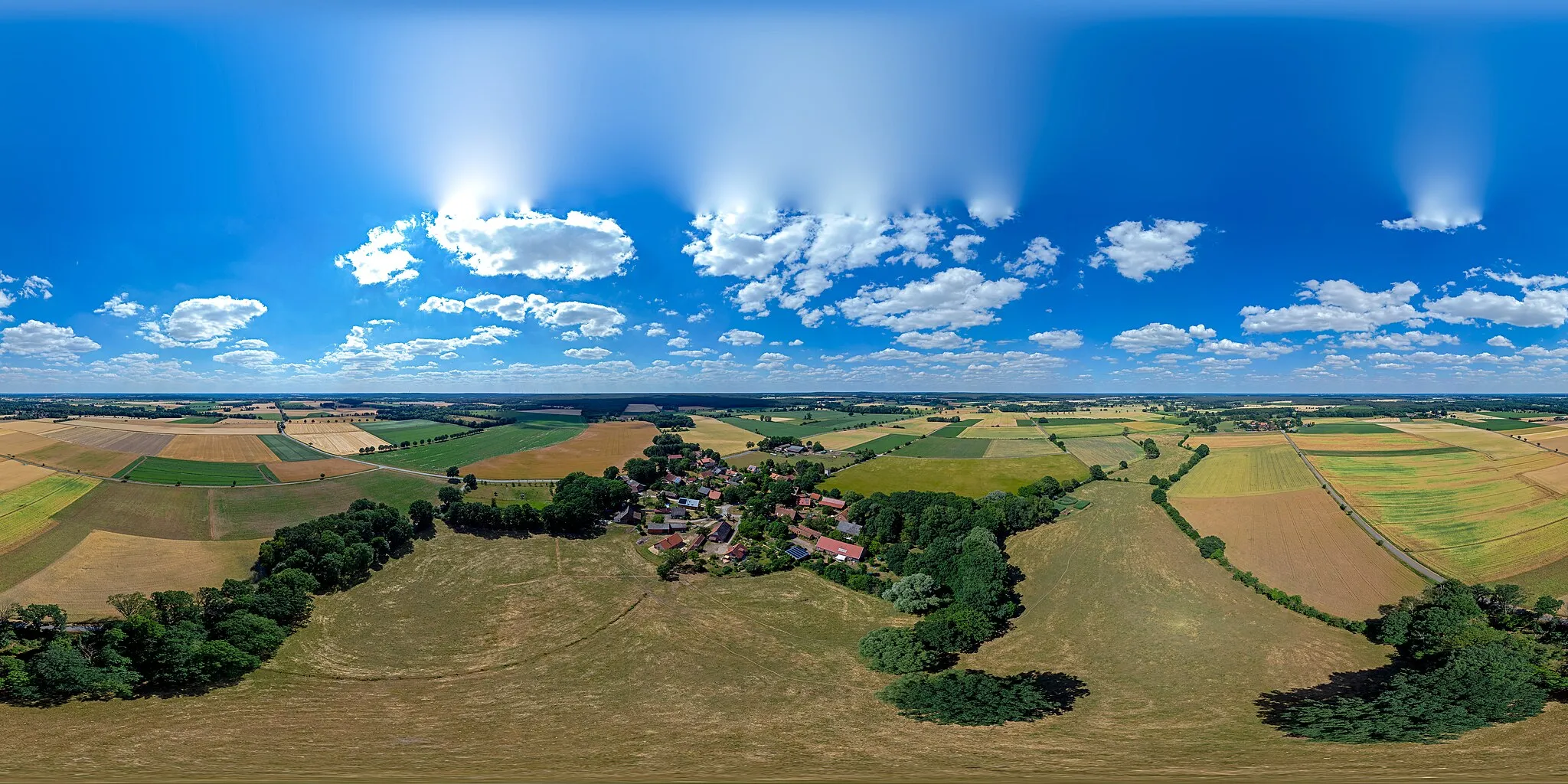 Photo showing: 360°-Kugelpanorama der Gemarkung Prießeck (Bildmitte/Start = Nordwesten). Prießeck ist ein Dorf in der Gemeinde Clenze im Landkreis Lüchow-Dannenberg.