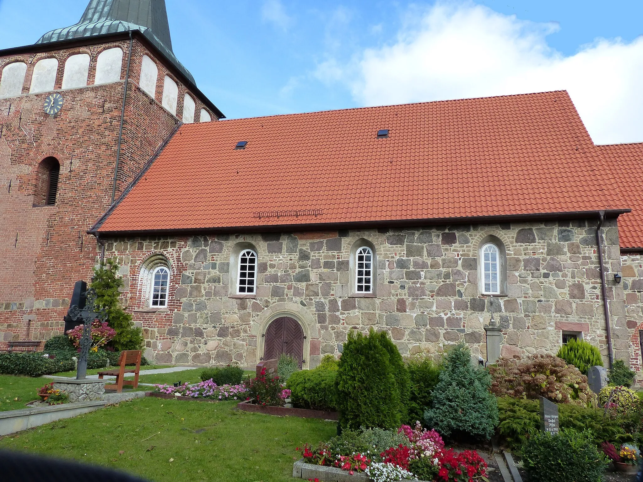 Photo showing: Marienkirche Mulsum von Süden