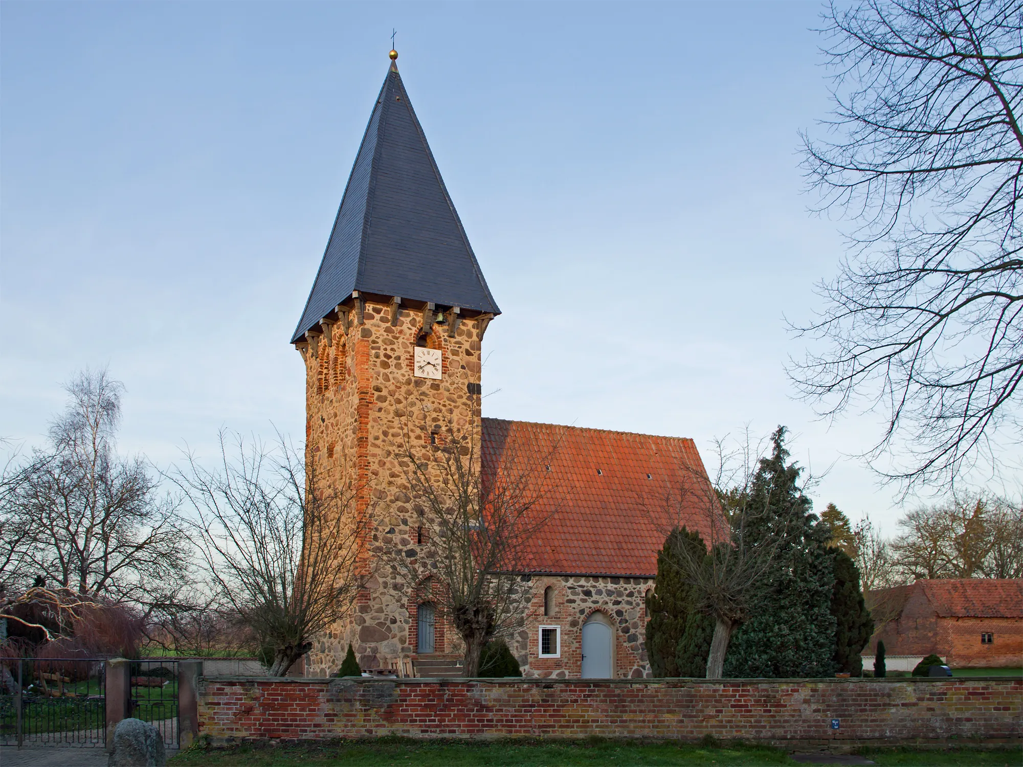 Photo showing: Chapel of the small village Luckau (district Lüchow-Dannenberg, northern Germany).